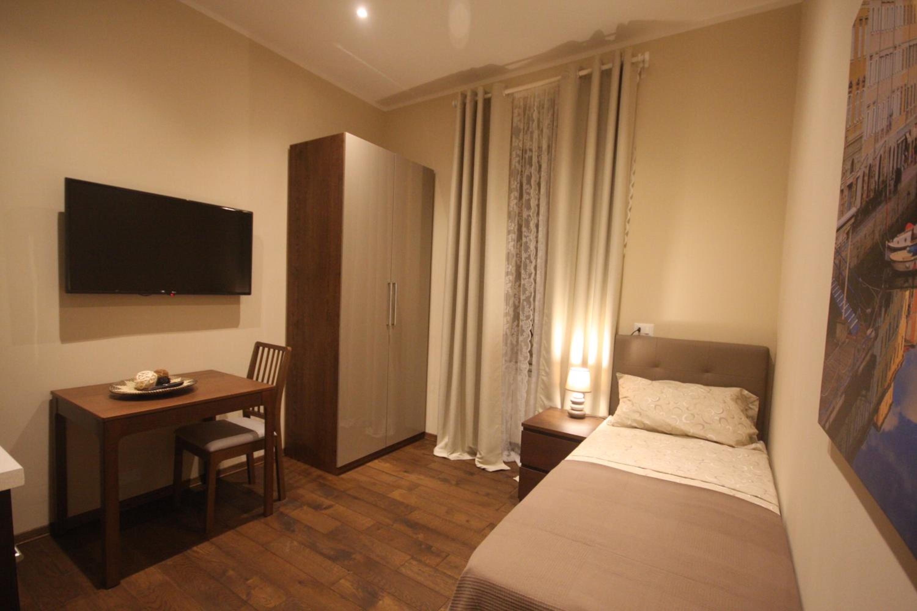 Deluxe Single Room