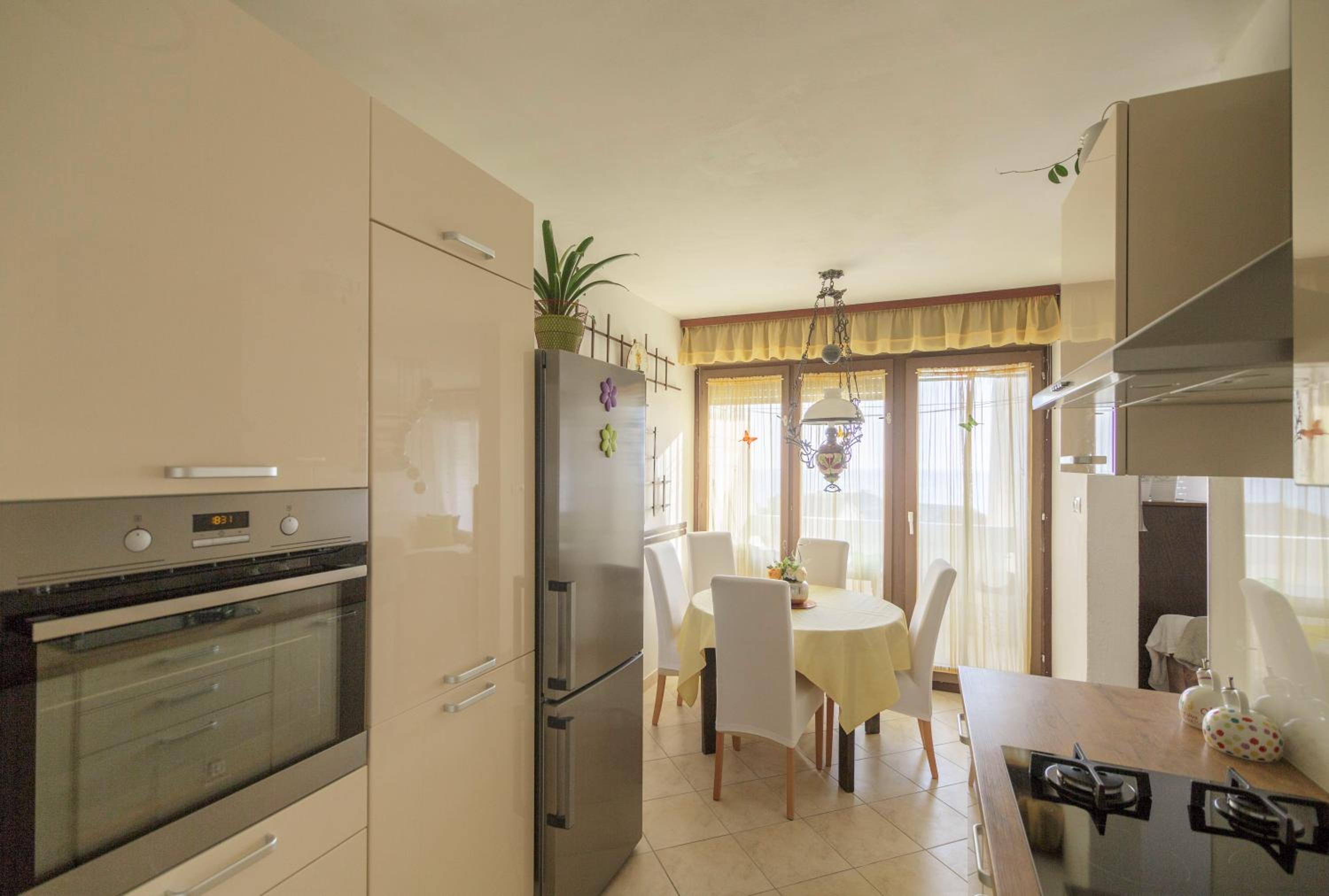 Two-Bedroom Apartment with Sea View photo 3