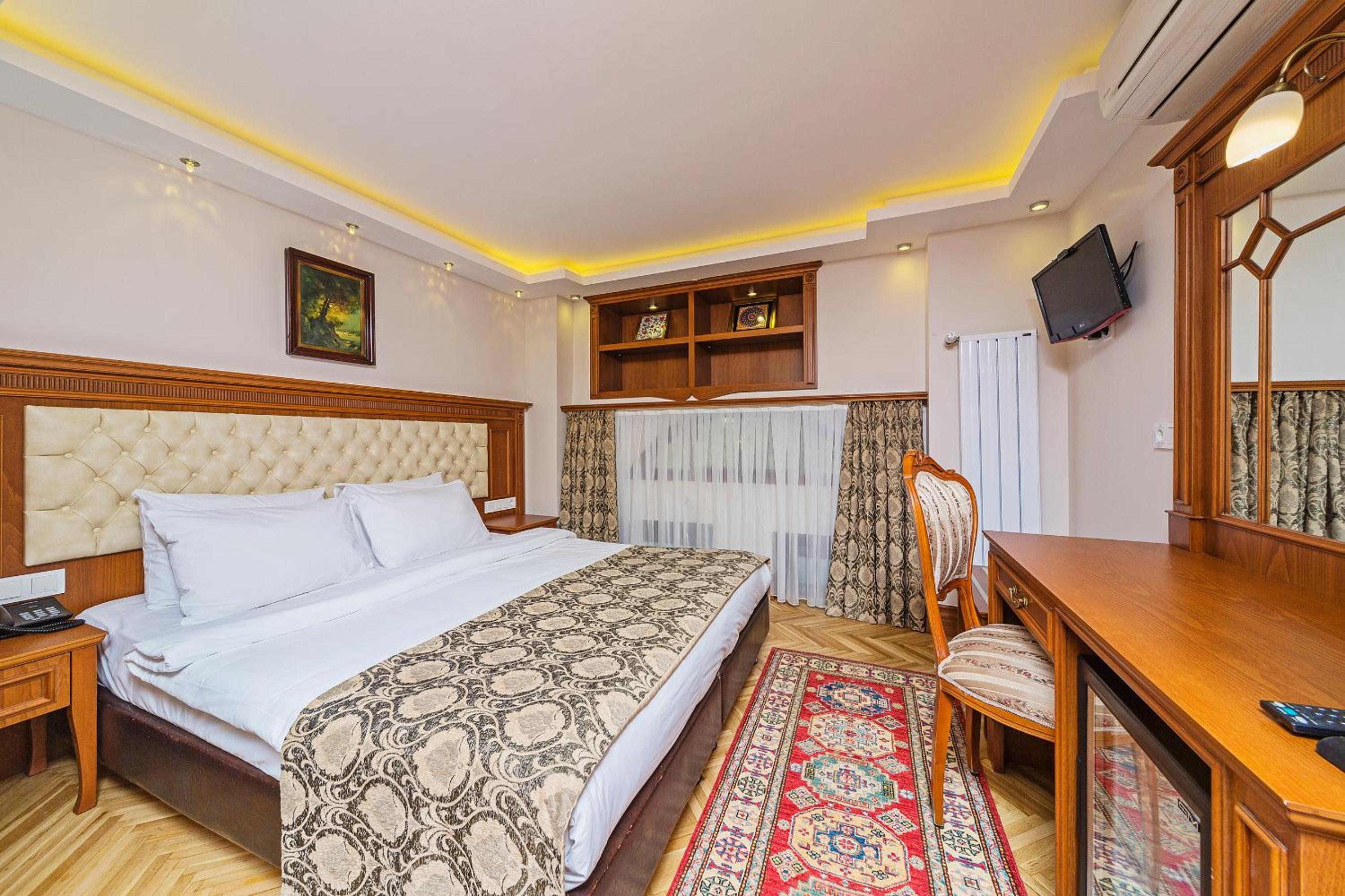 Economy Double Room photo 1