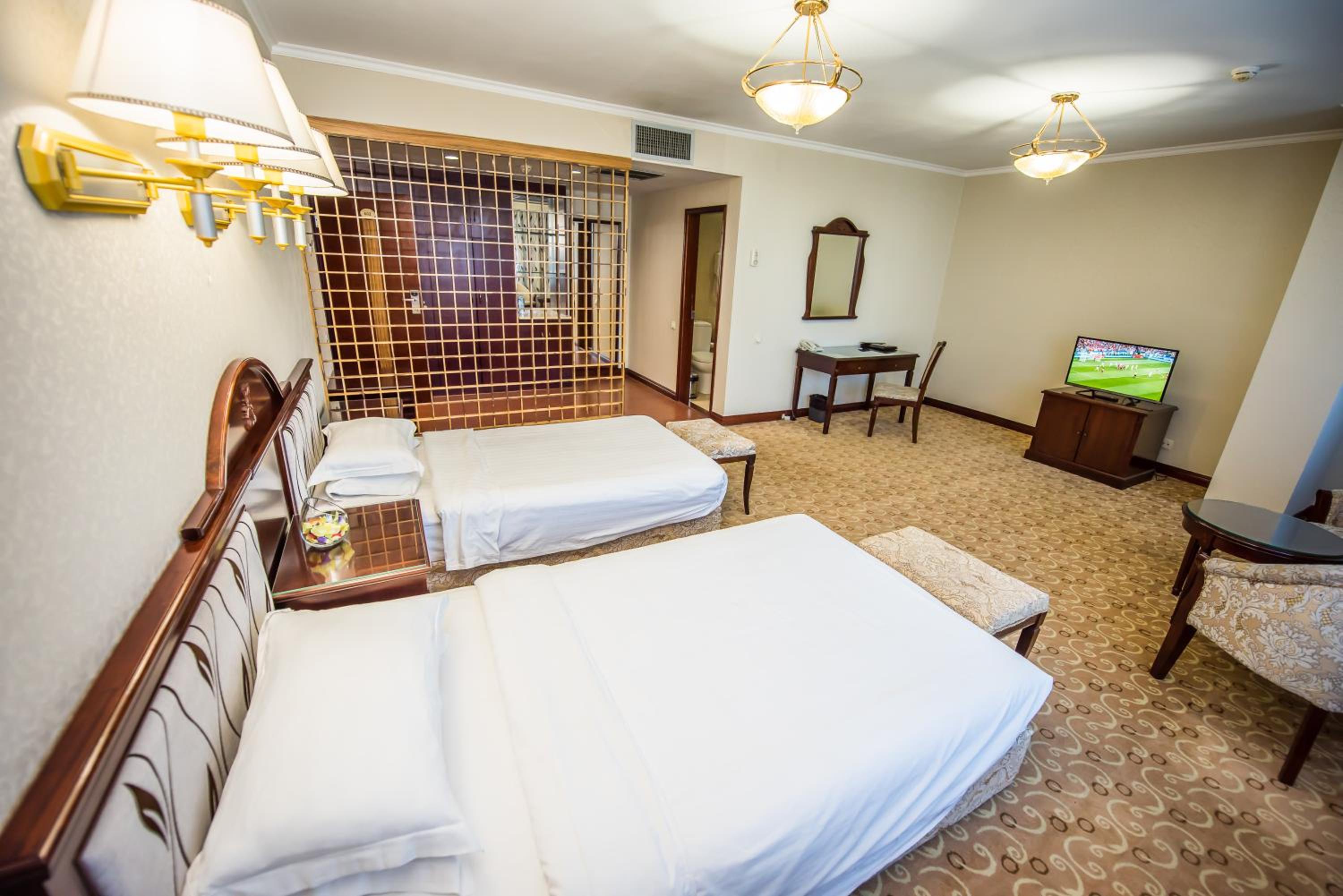 Business Twin Room photo 3
