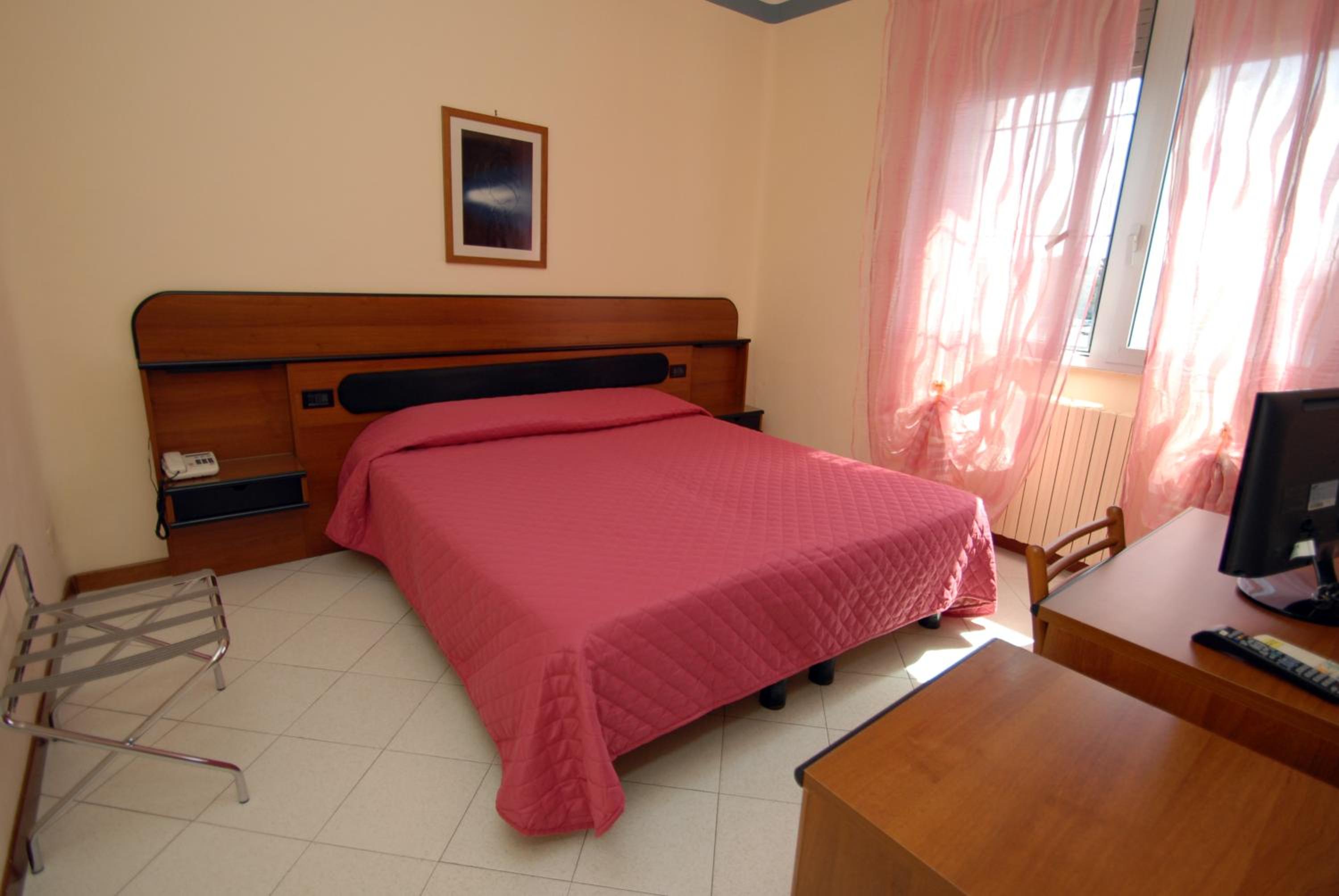 Standard Double Room with Sea View photo 2