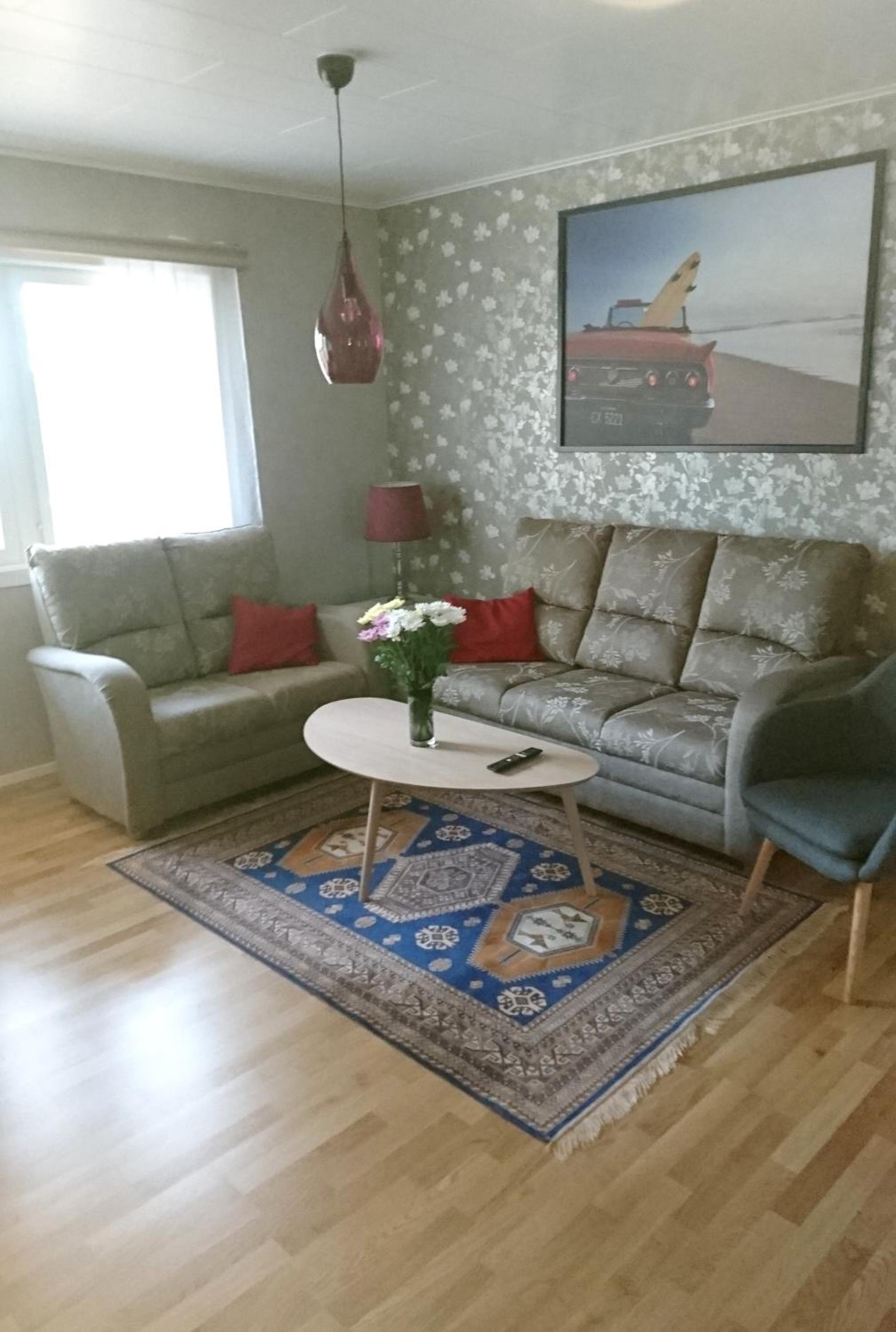 Three-Bedroom House photo 1