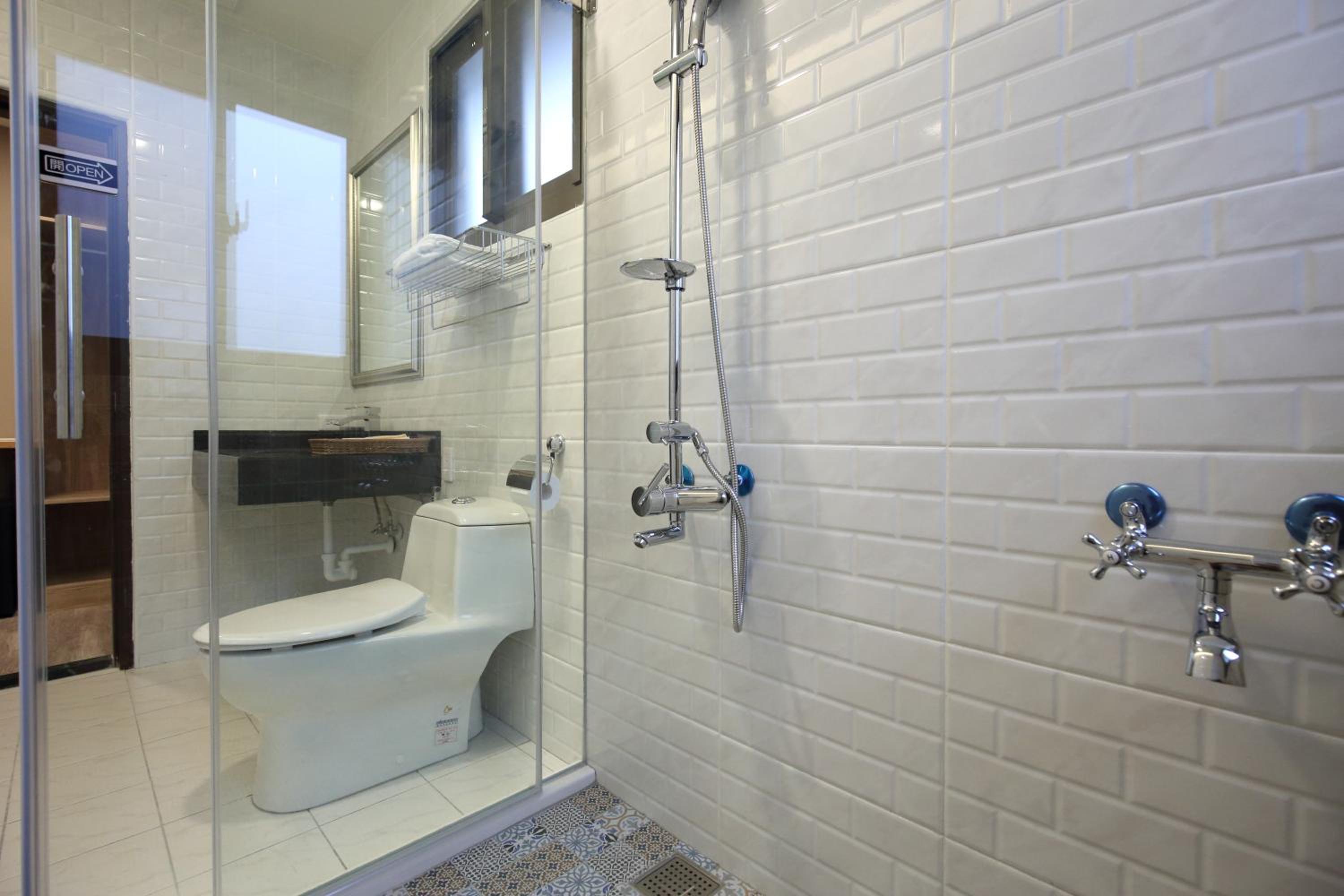 Quadruple Room with Balcony photo 2