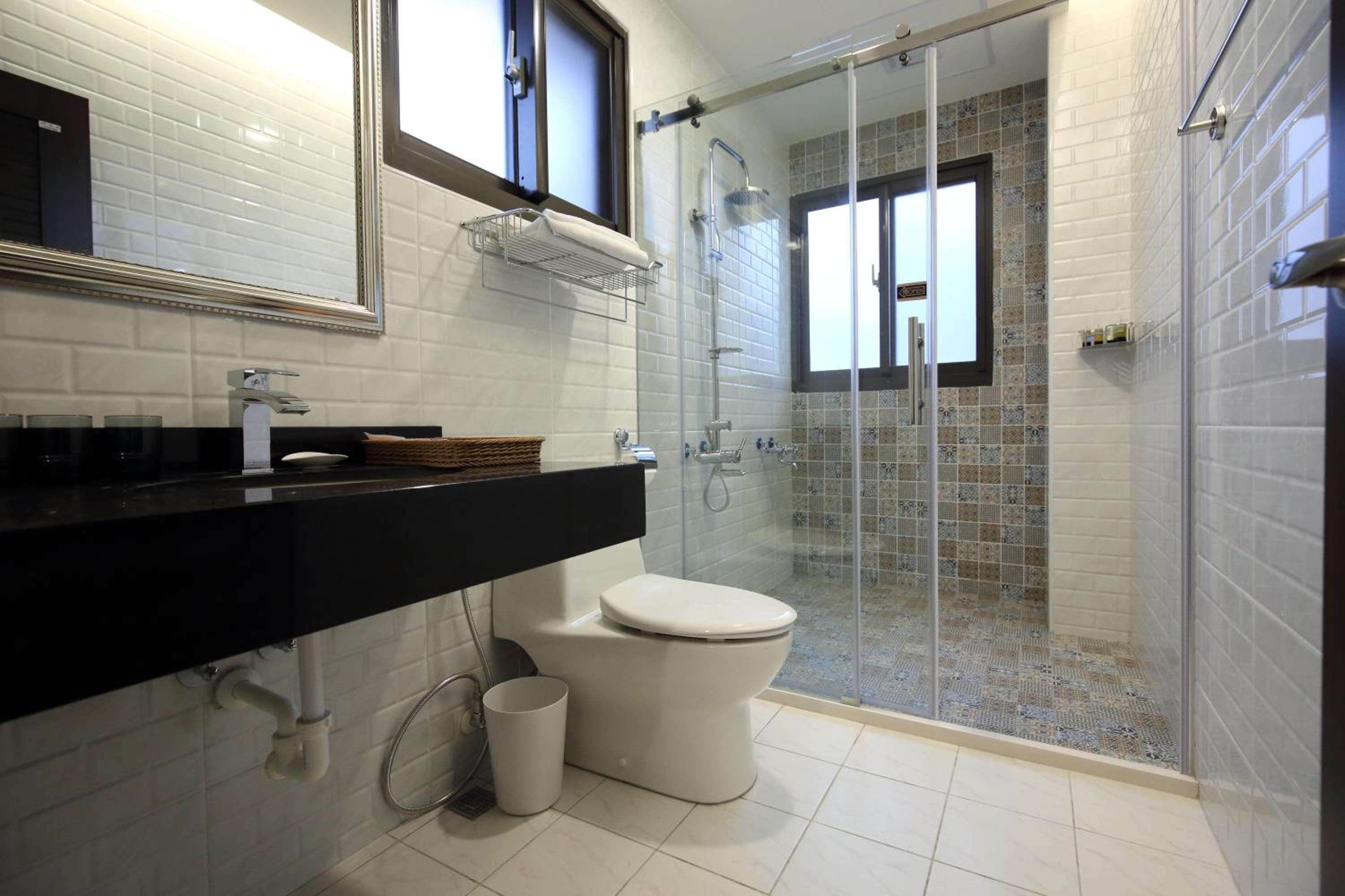 Quadruple Room with Balcony photo 3