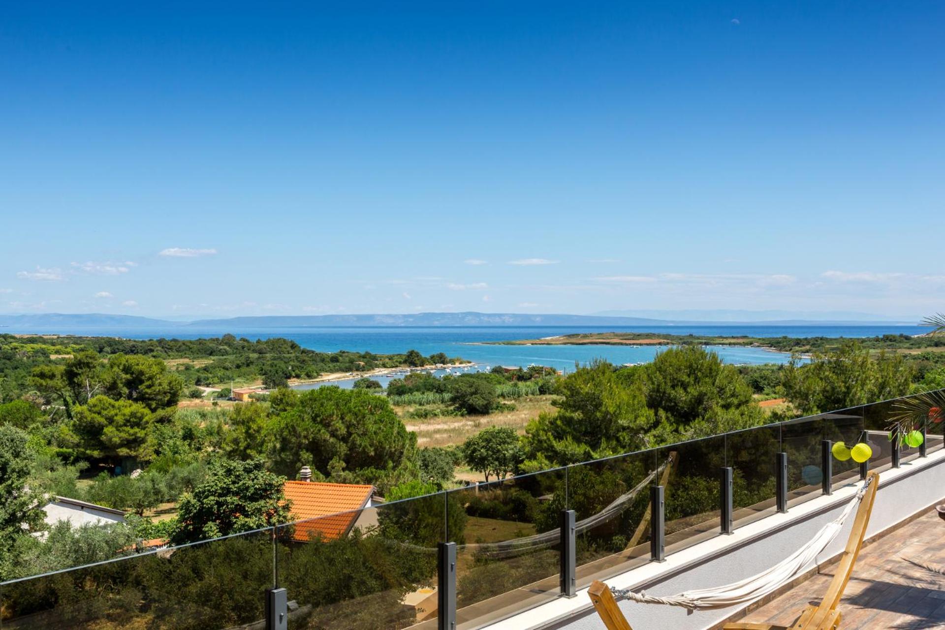 Apartment With Sea View photo 3