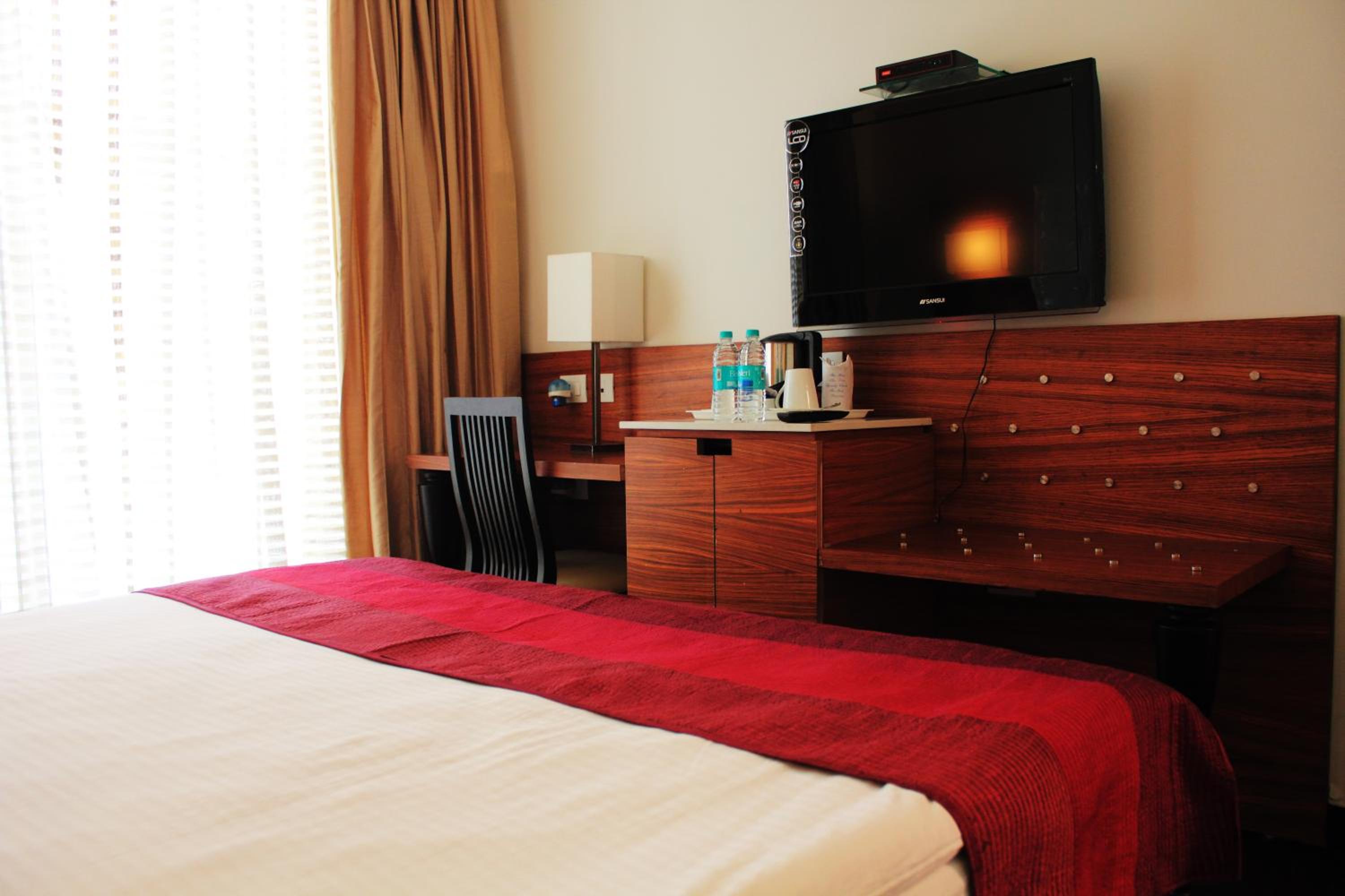 Superior Double Room with Balcony