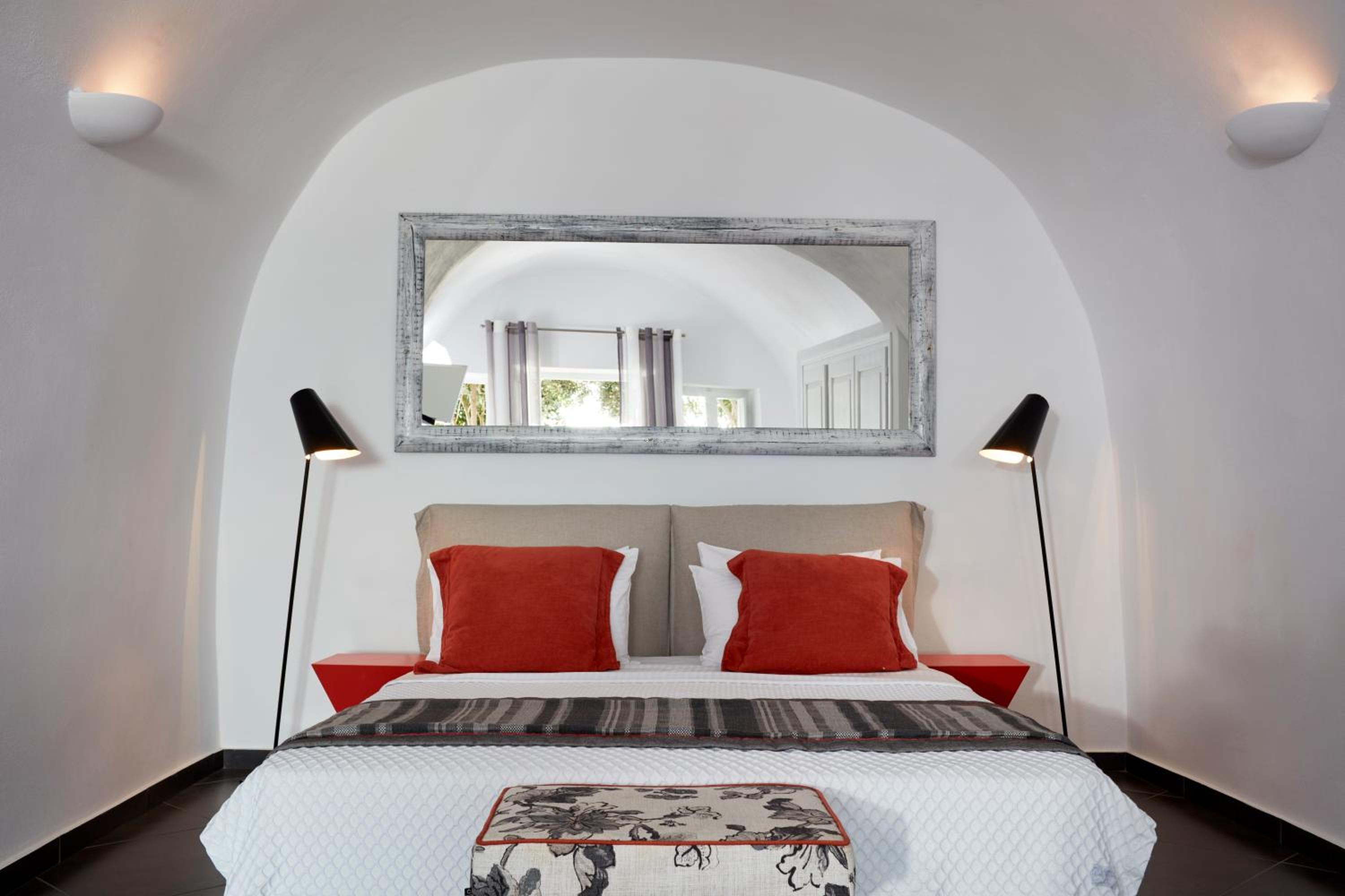 Master Suite with Sea View and Hot Tub - Photo 11