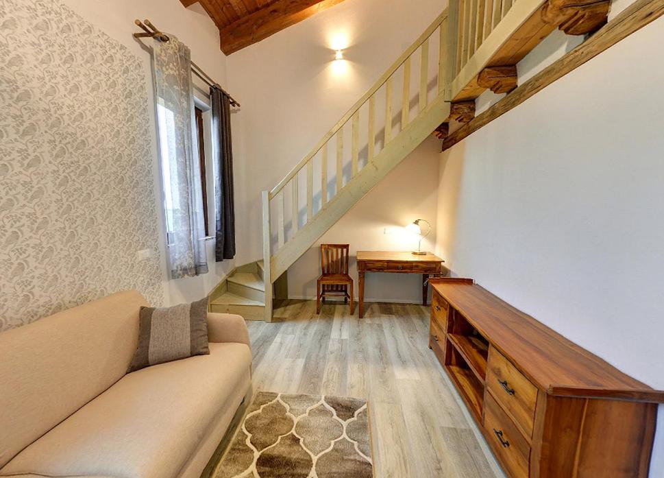 Duplex Quadruple Room - Photo 1