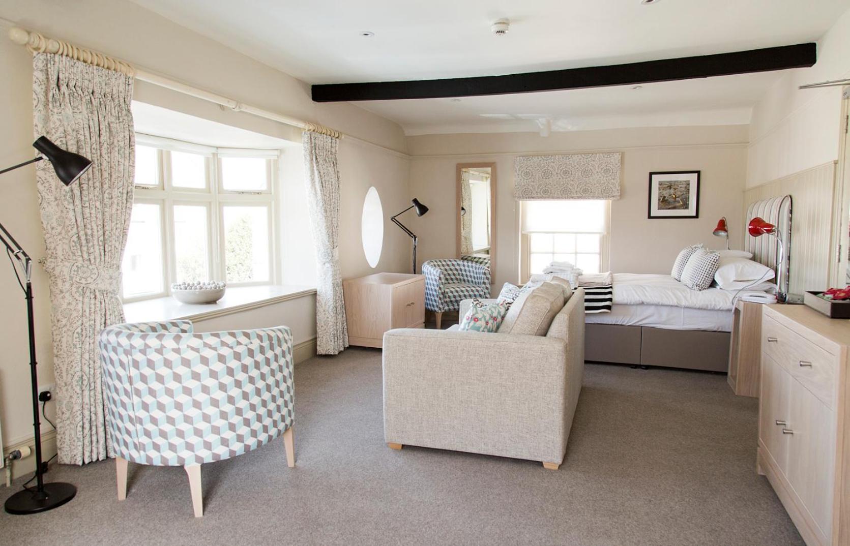 Superior King Room photo 1