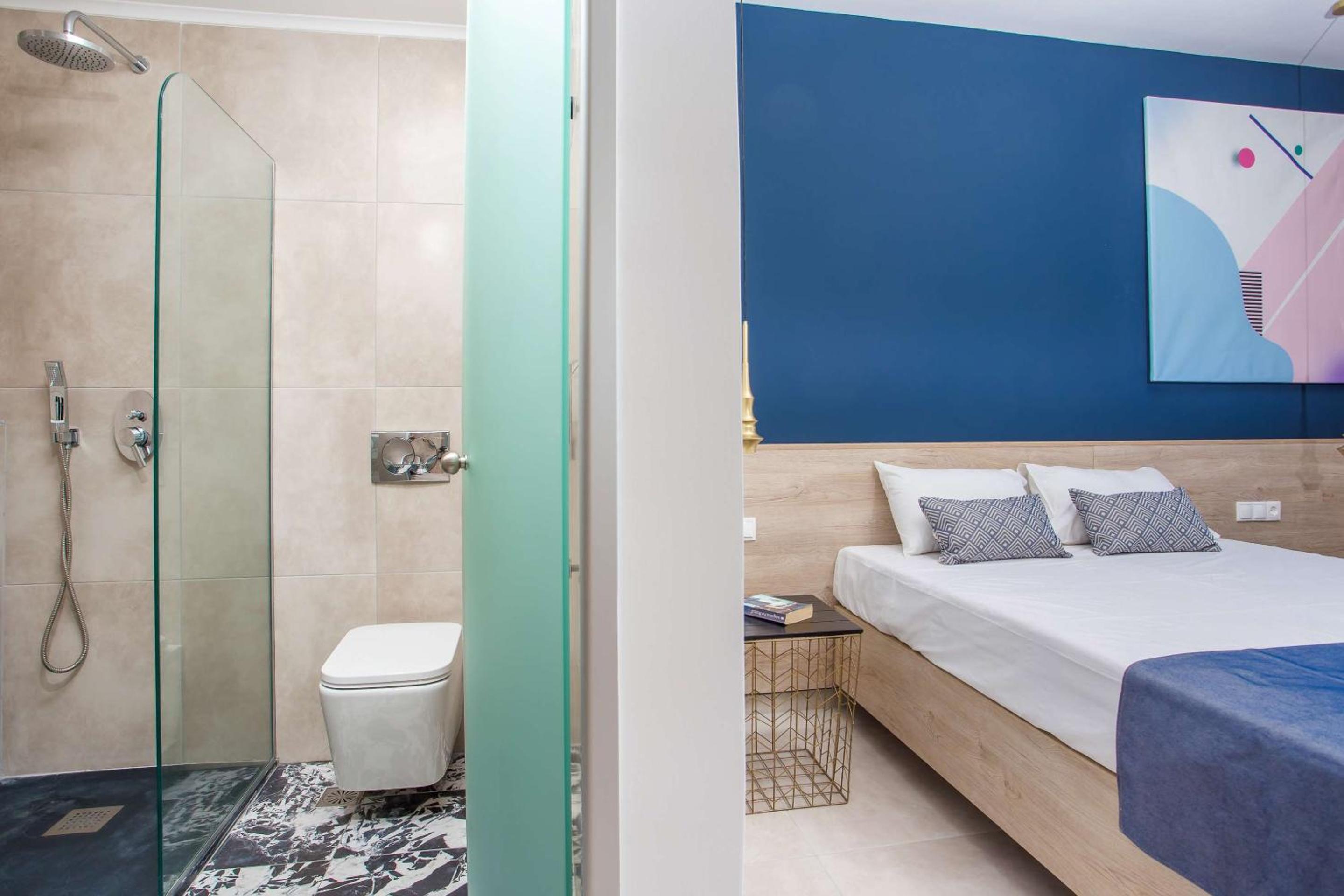 Deluxe Double Room with Garden View - Photo 15