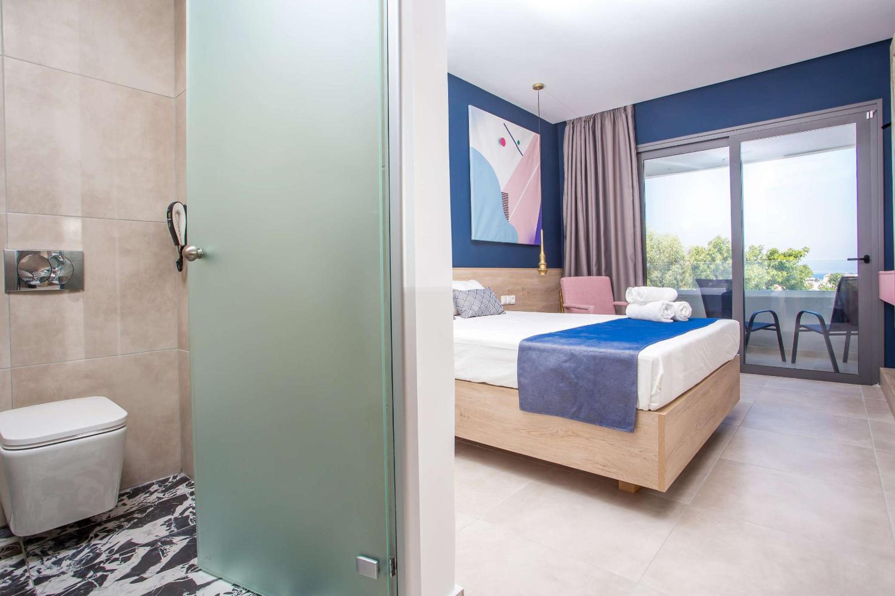 Deluxe Double Room with Garden View - Photo 3
