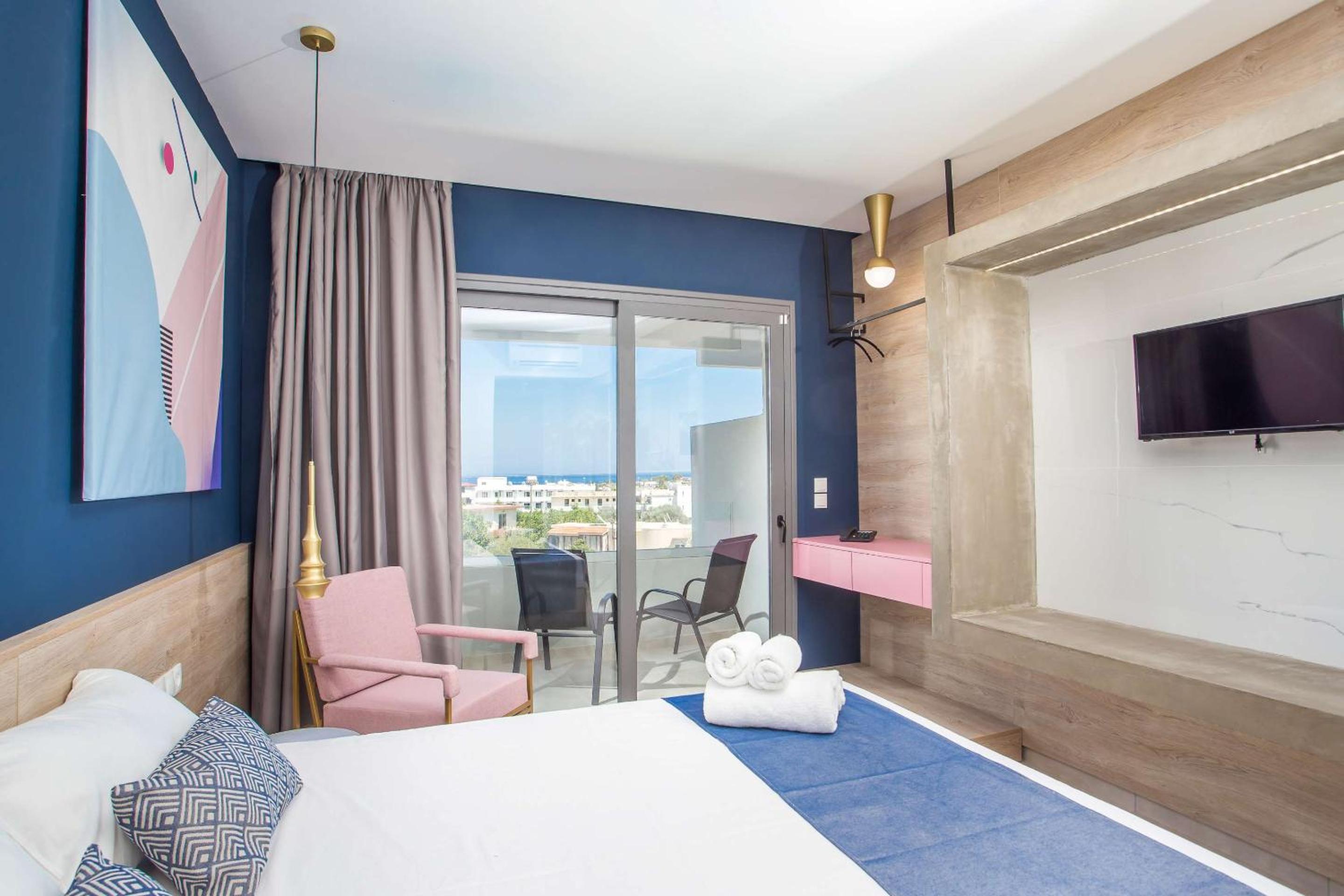 Deluxe Double Room with Garden View - Photo 1