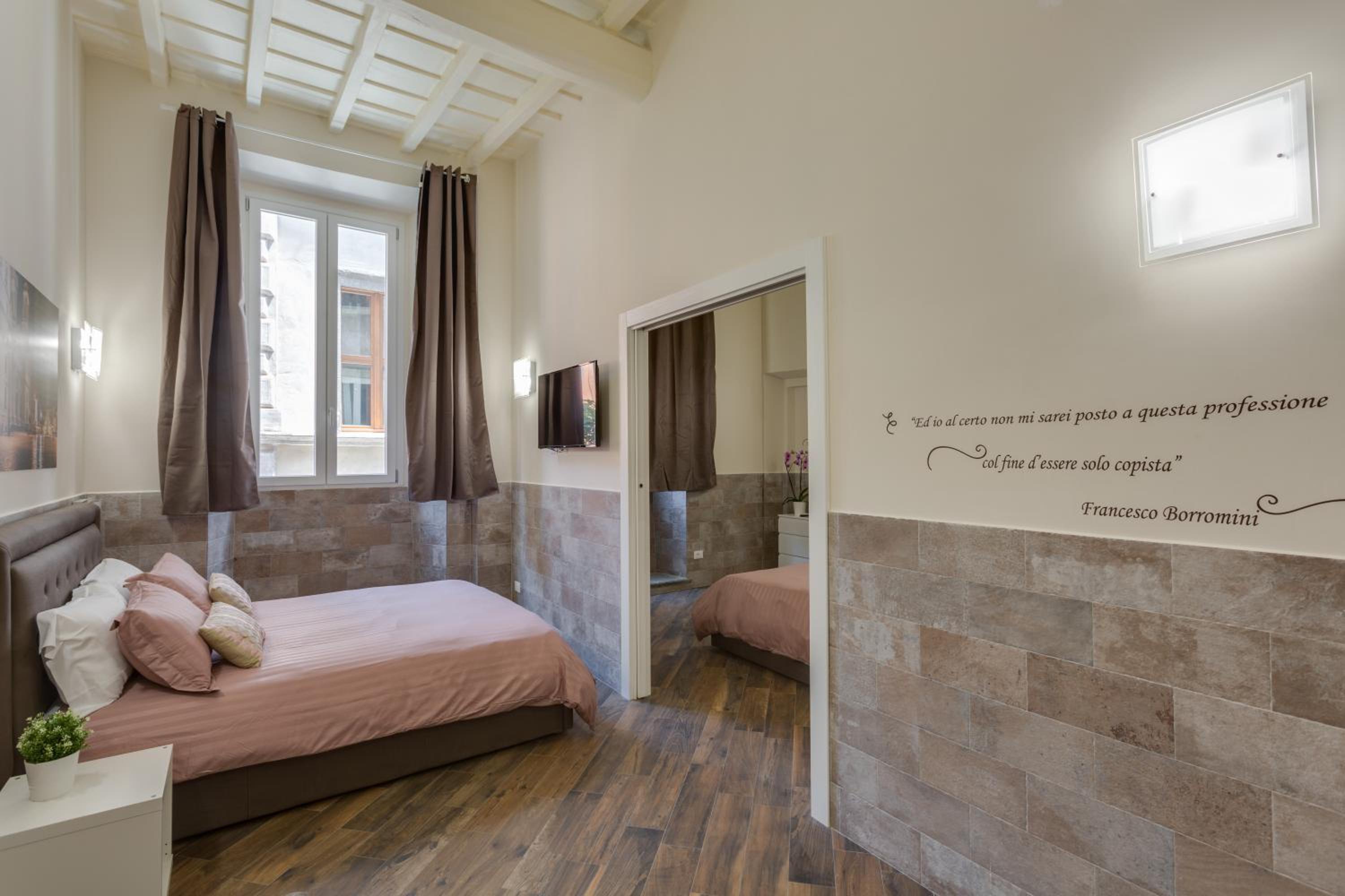 Deluxe Queen Room with Two Queen Beds photo 2