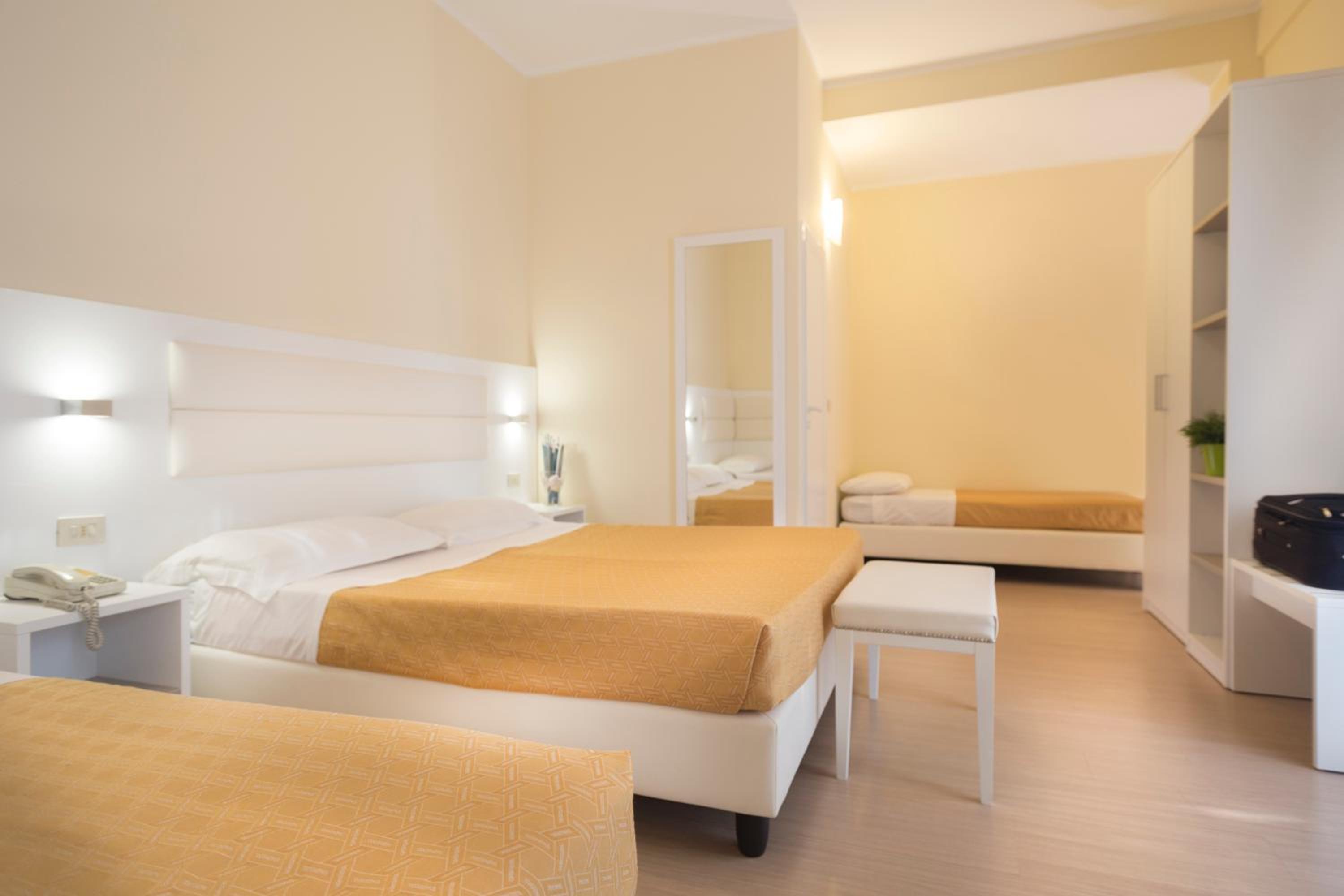 Quadruple Room photo 1