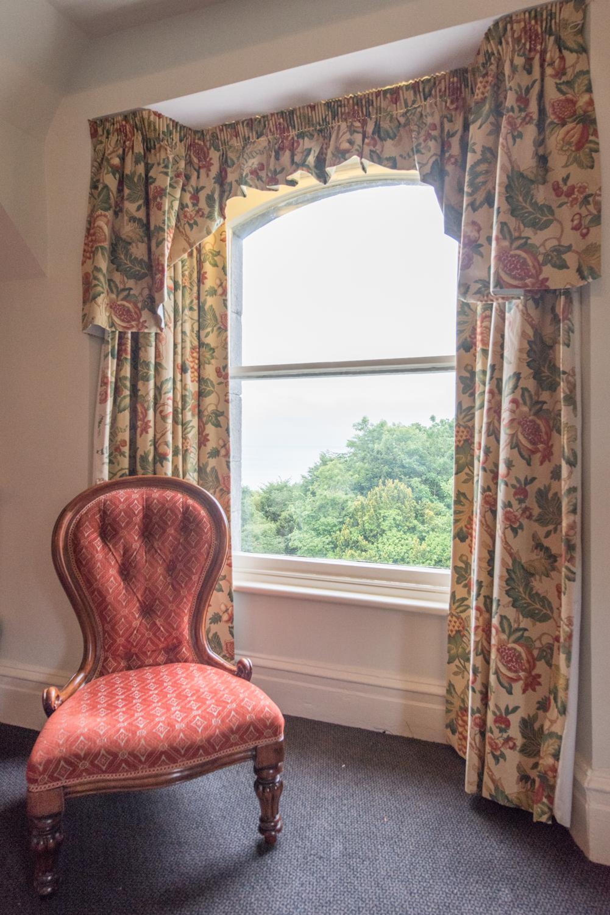 Double Room with Four Poster Bed - Photo 6