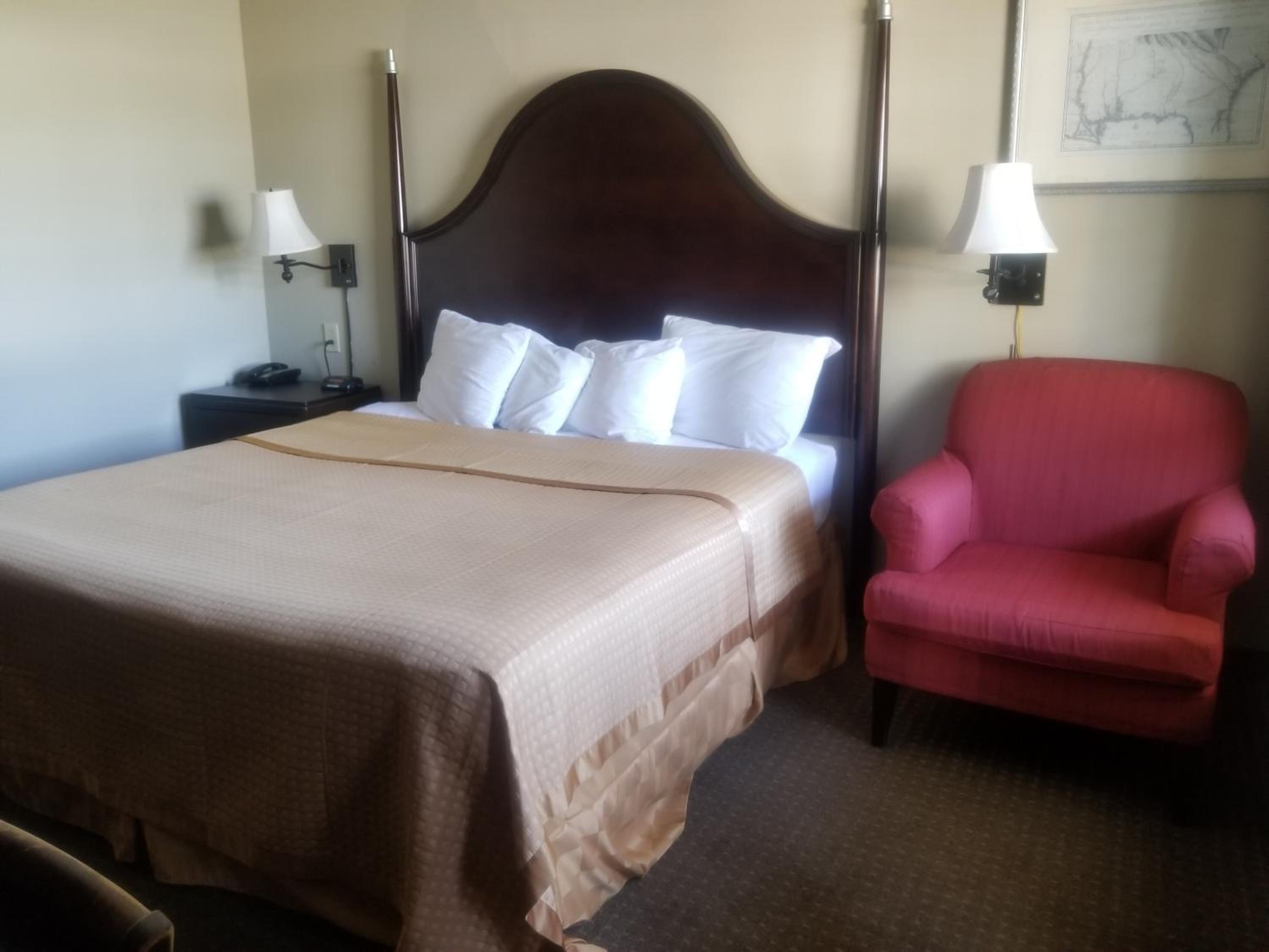 King Room - Non-Smoking - Photo 1