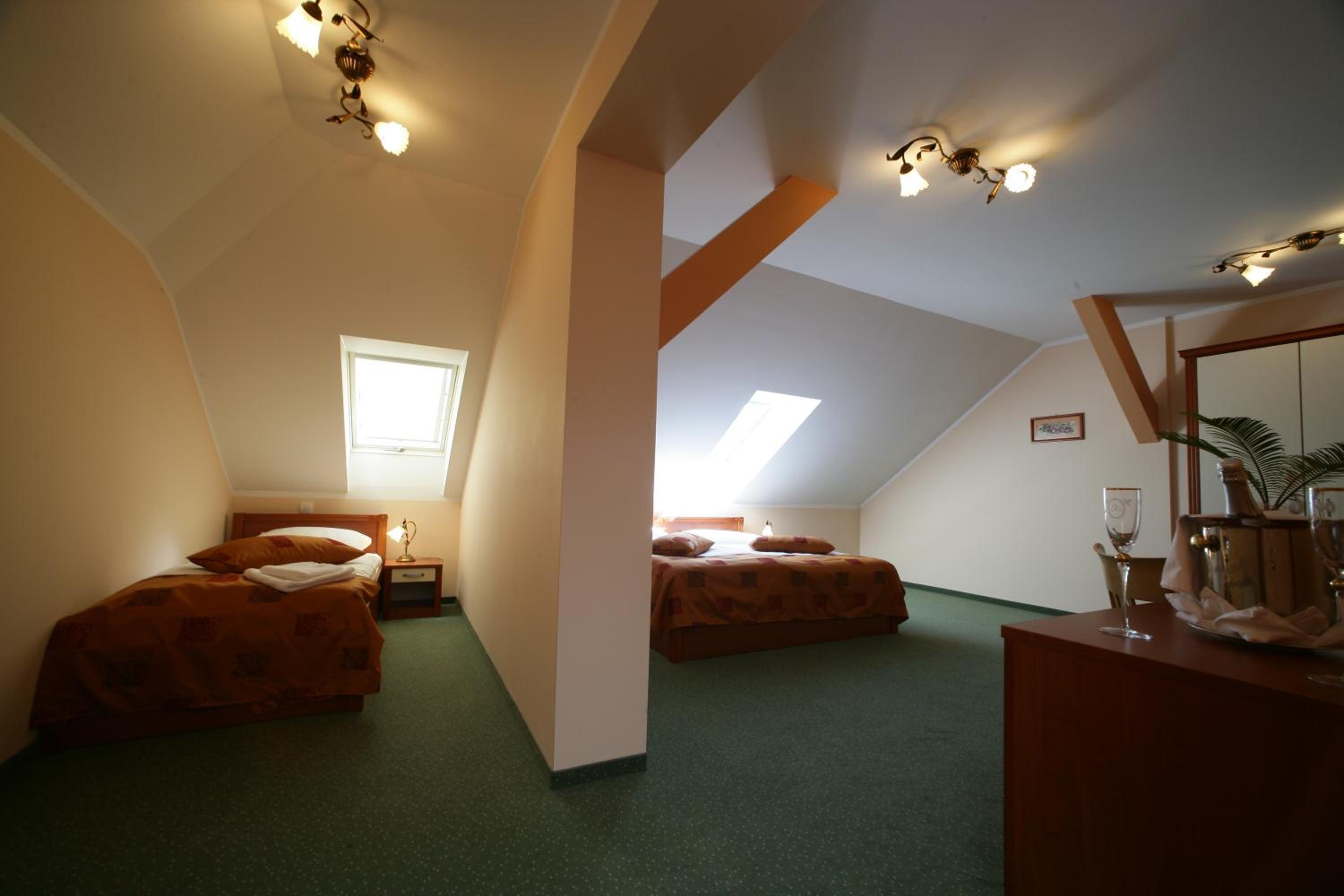 Triple Room