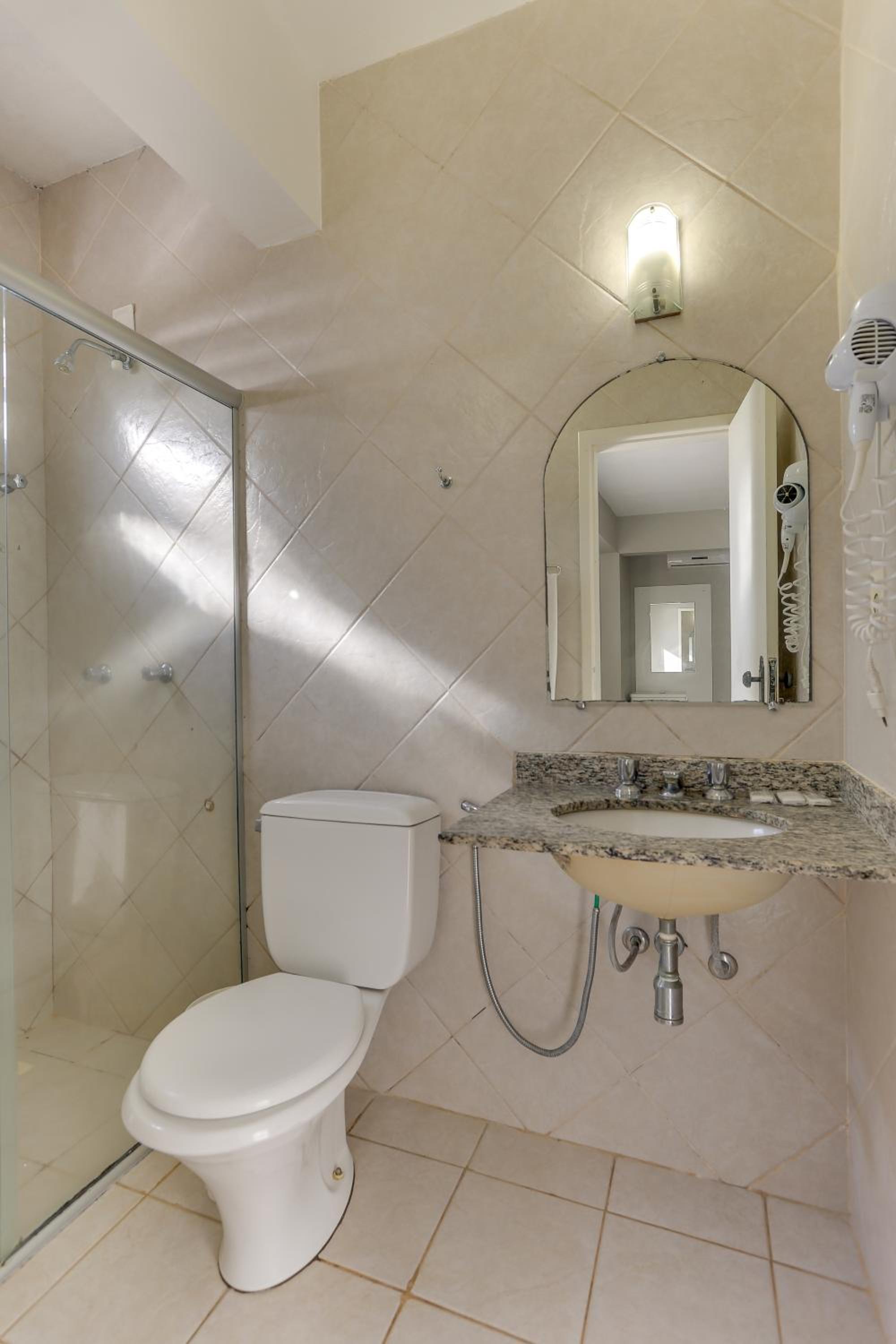Quadruple Room with Sea View - Photo 4