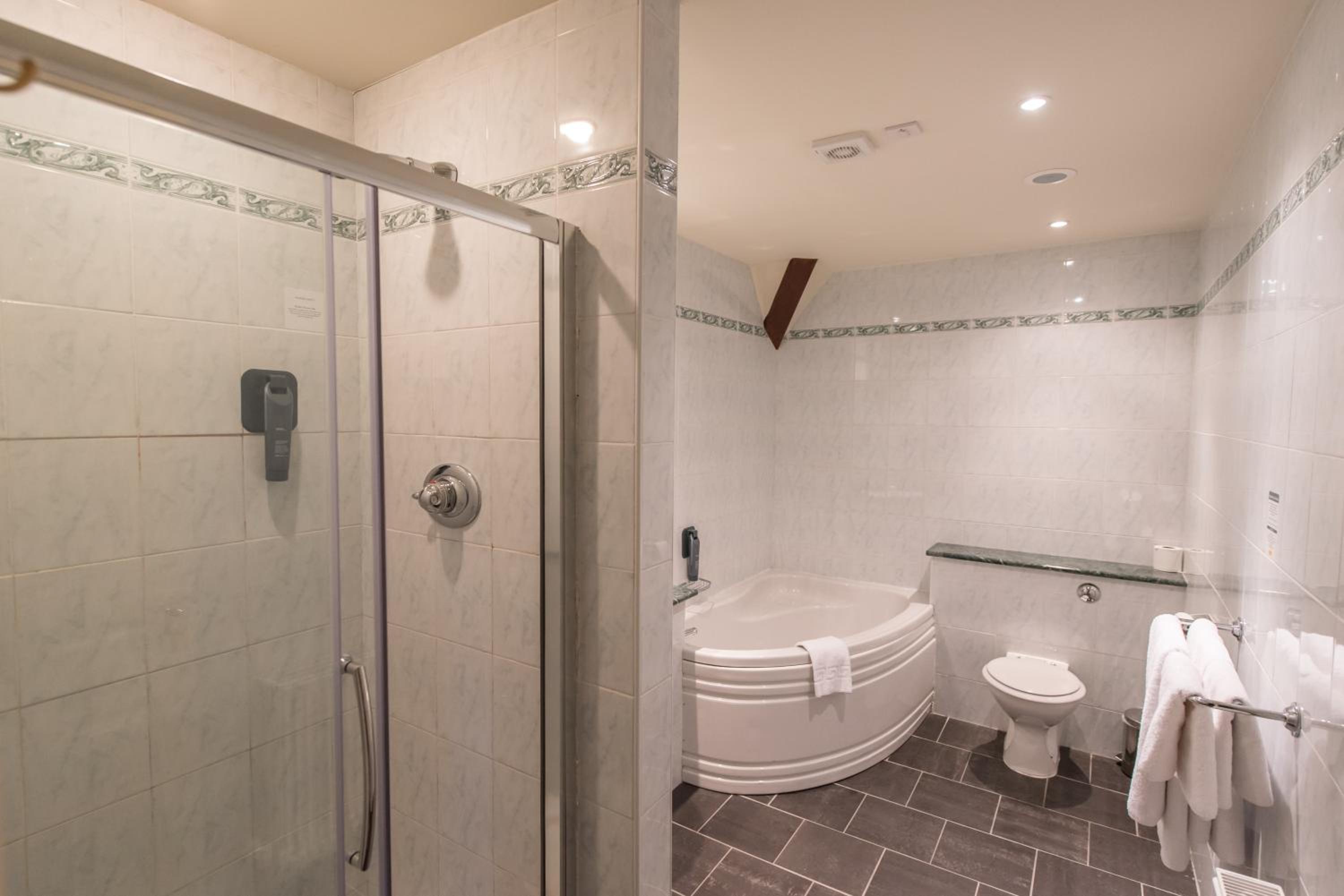 Family Suite - Photo 13