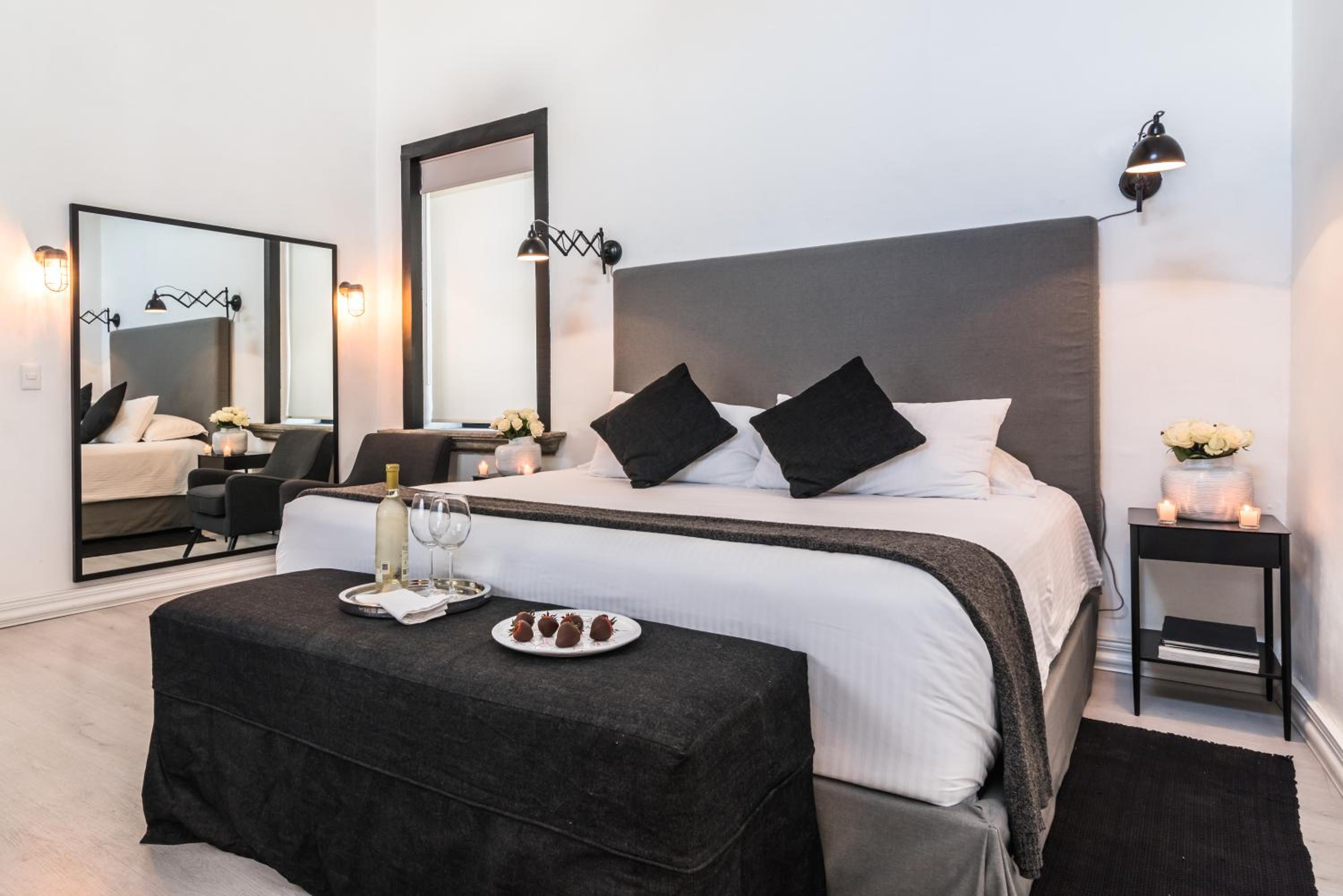 Superior King Room