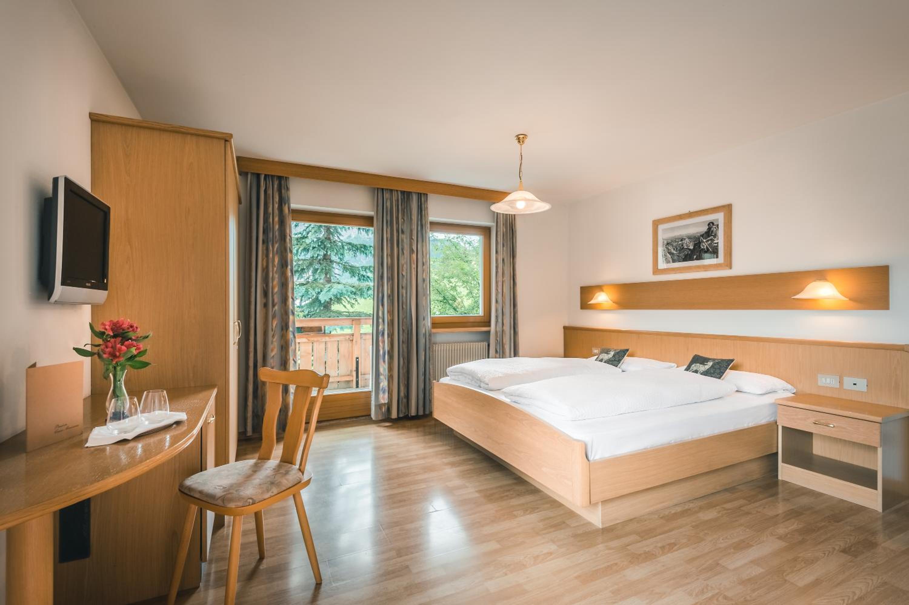 Double Room with Balcony and Mountain View photo 1