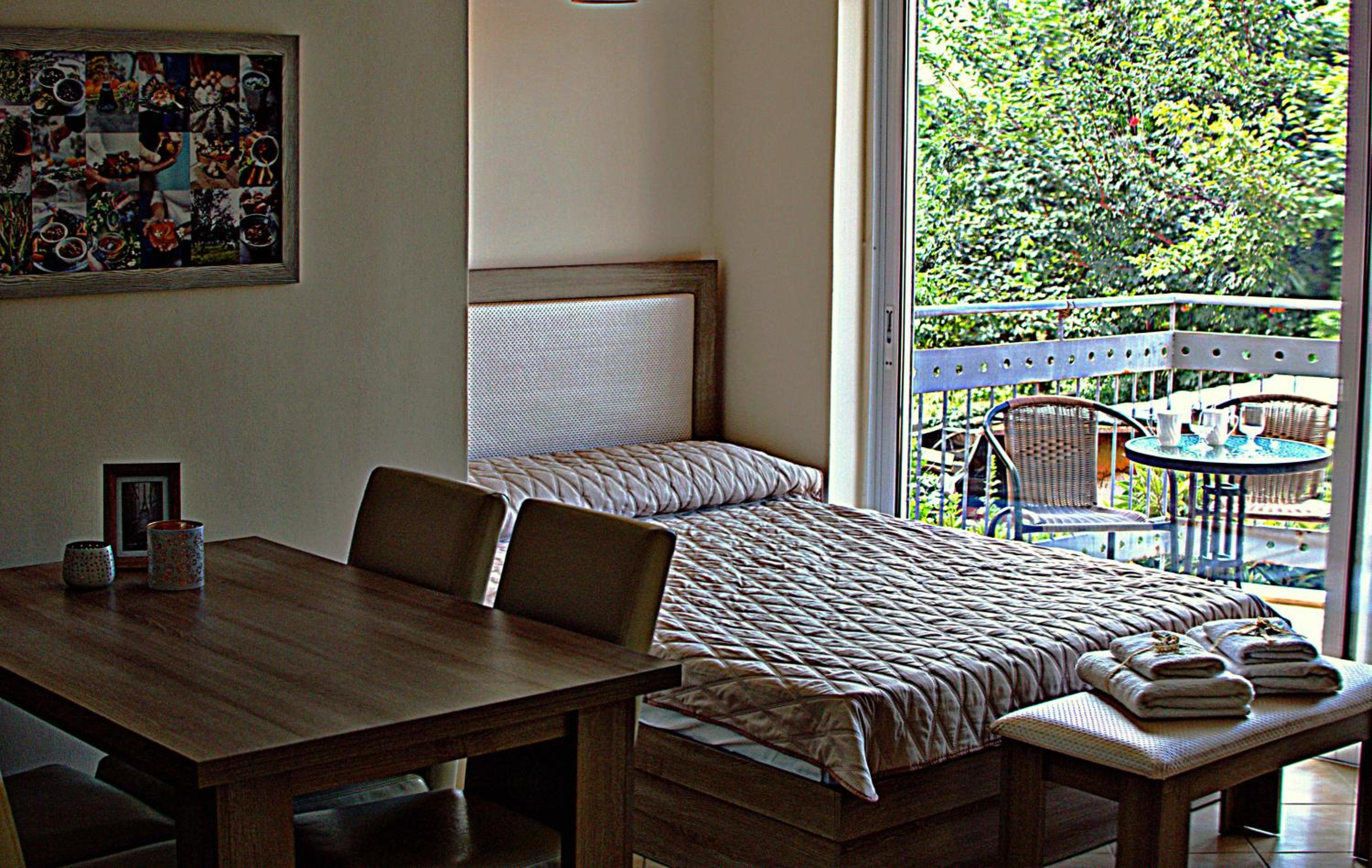 Apartment - Photo 2