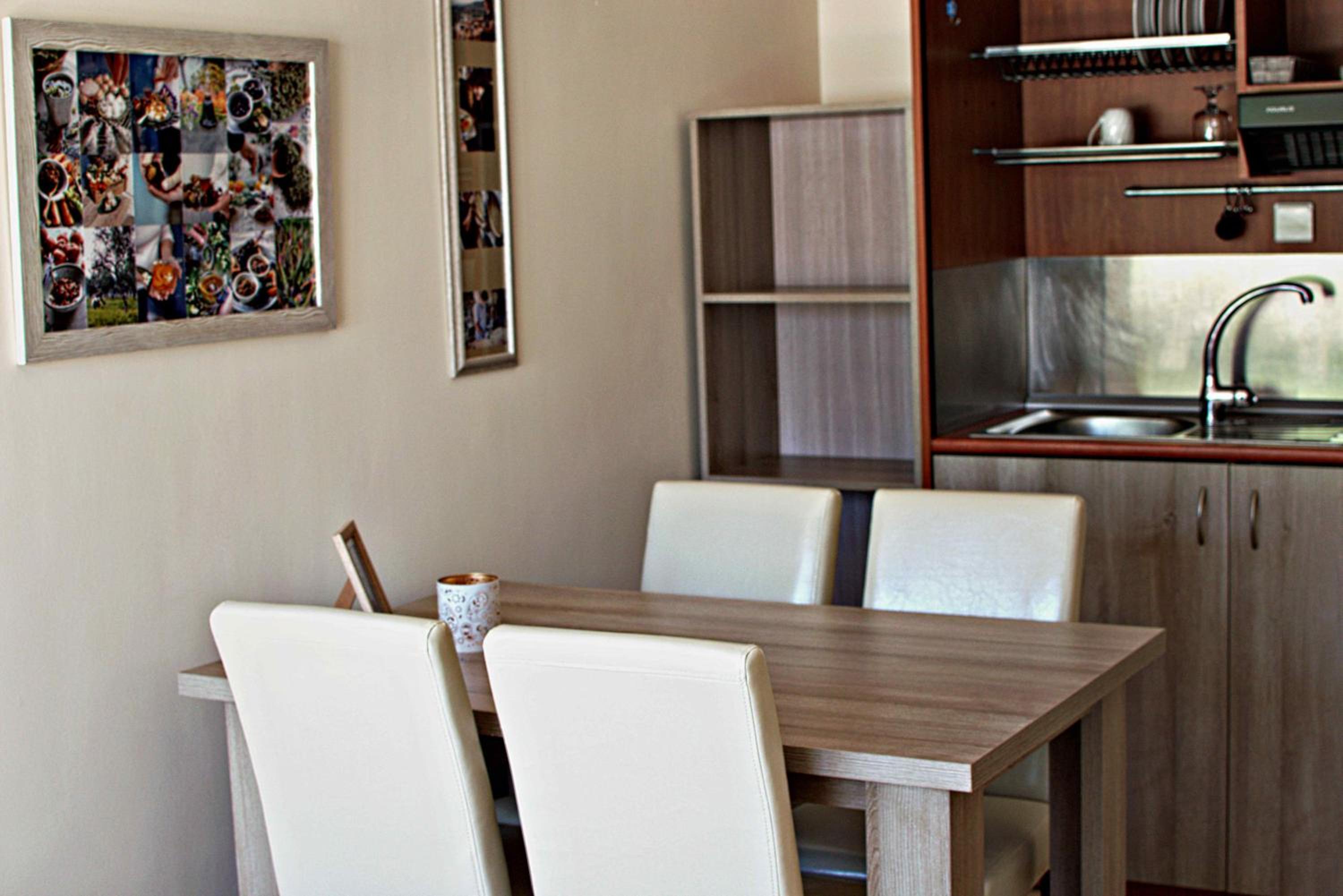 Apartment - Photo 8