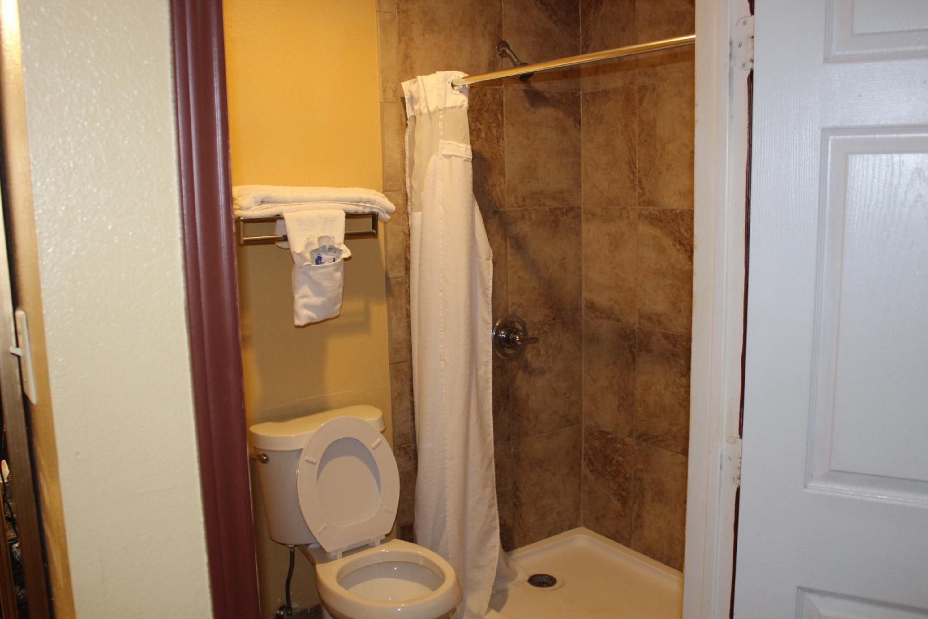 Superior King Suite photo 3