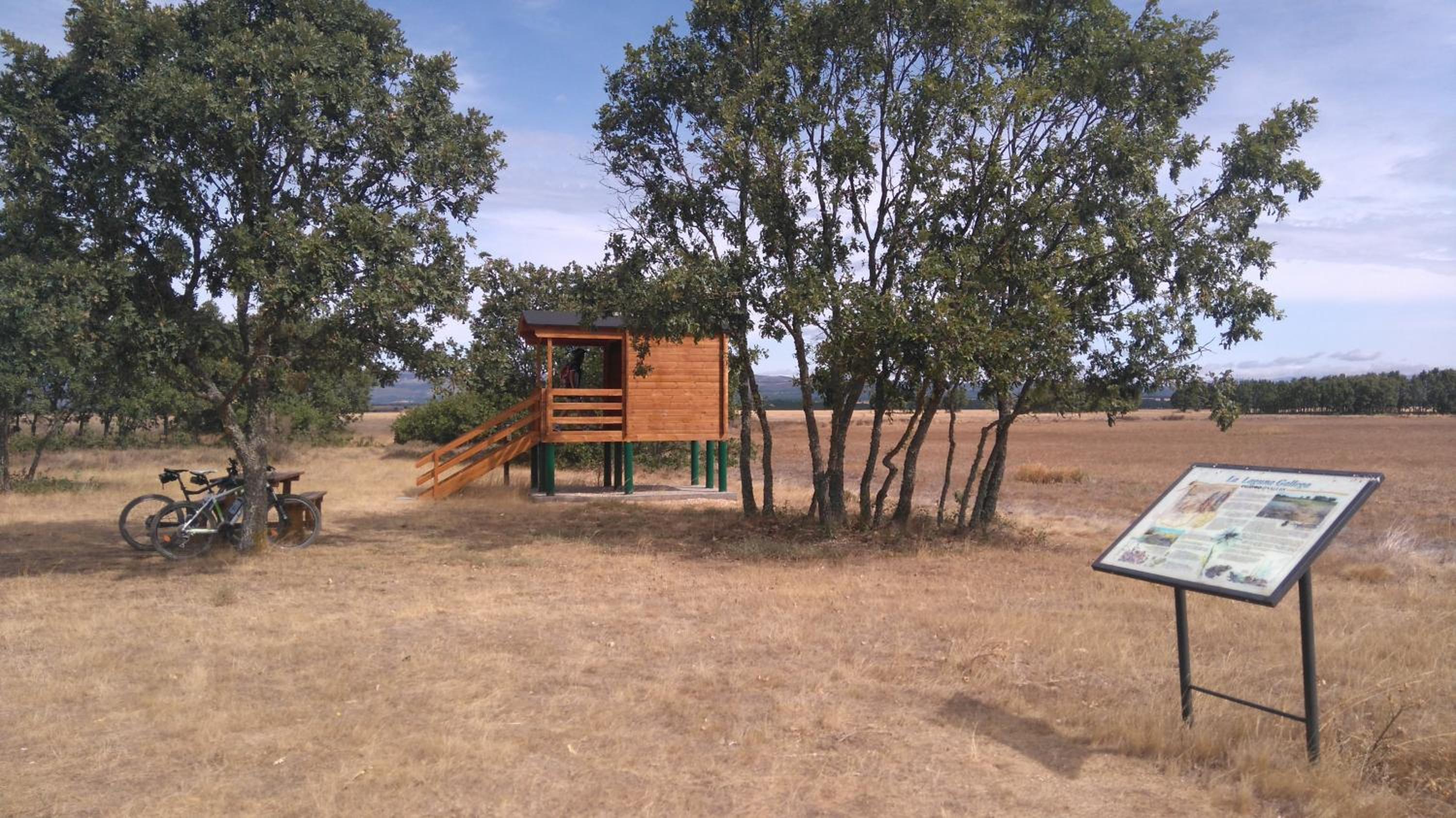 Two-Bedroom House - Photo 18