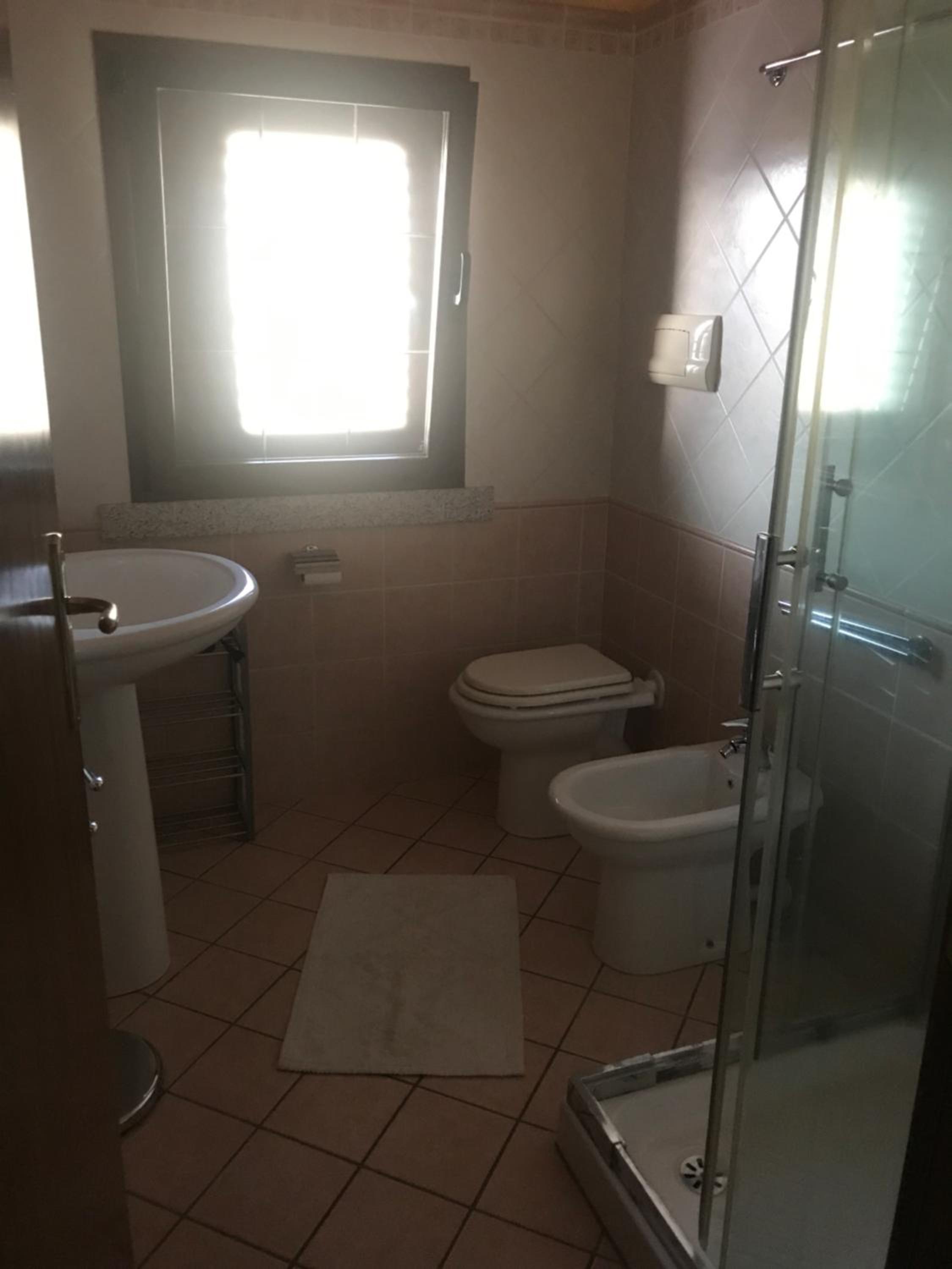 Apartment - Photo 2