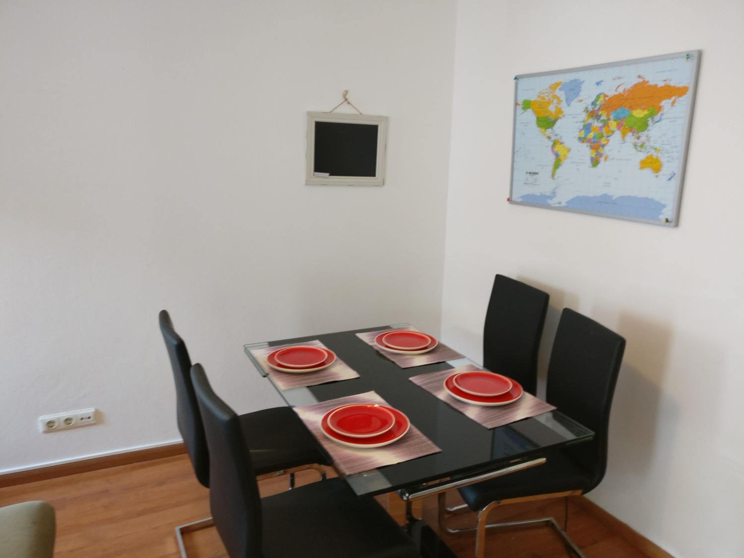 Apartment with Terrace - Photo 10
