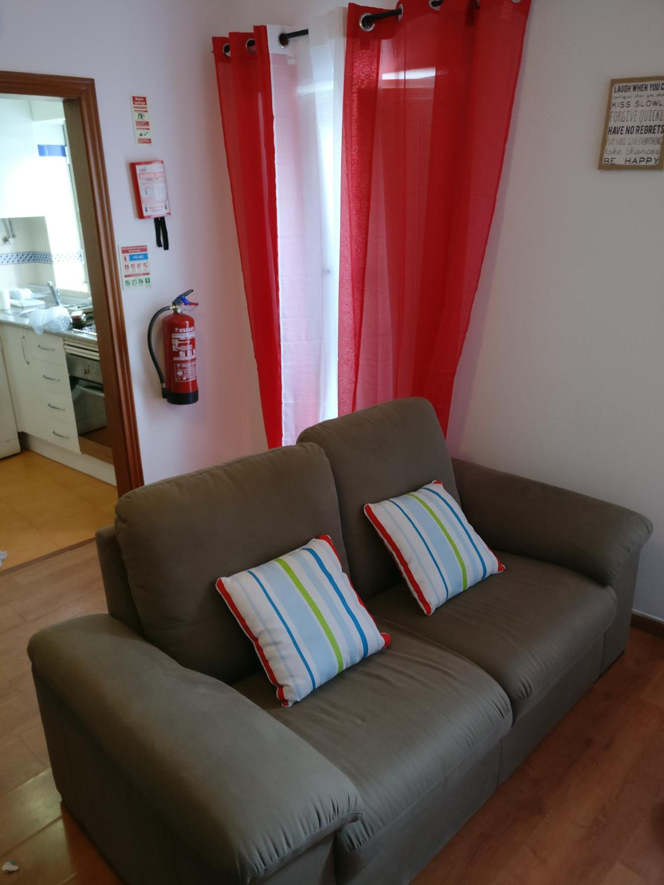 Apartment with Terrace - Photo 8