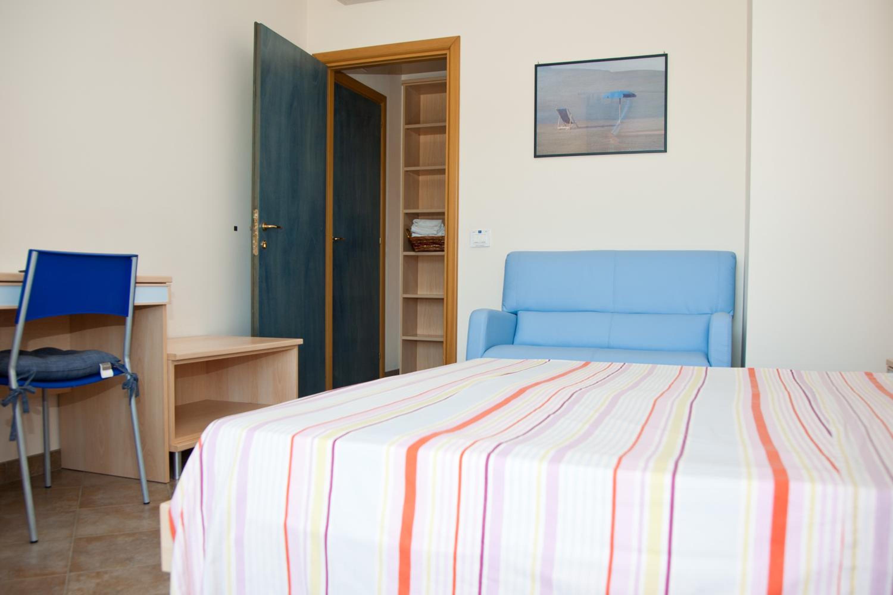 Double Room - Photo 4