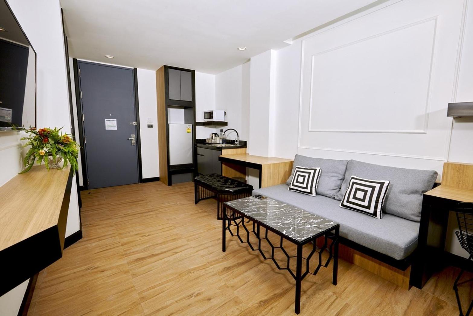 One-Bedroom Suite