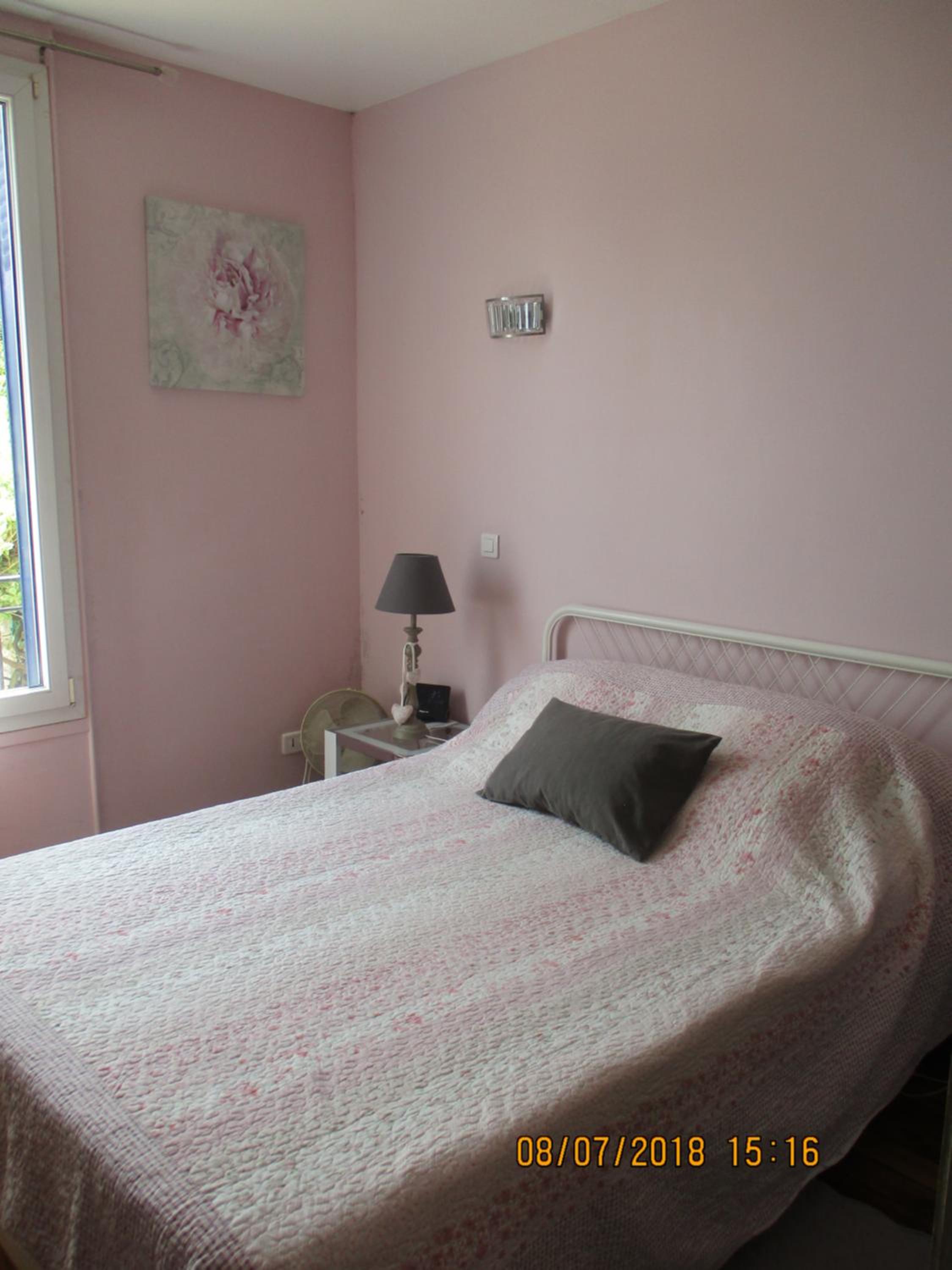 One-Bedroom Apartment (4 Adults) - Photo 8