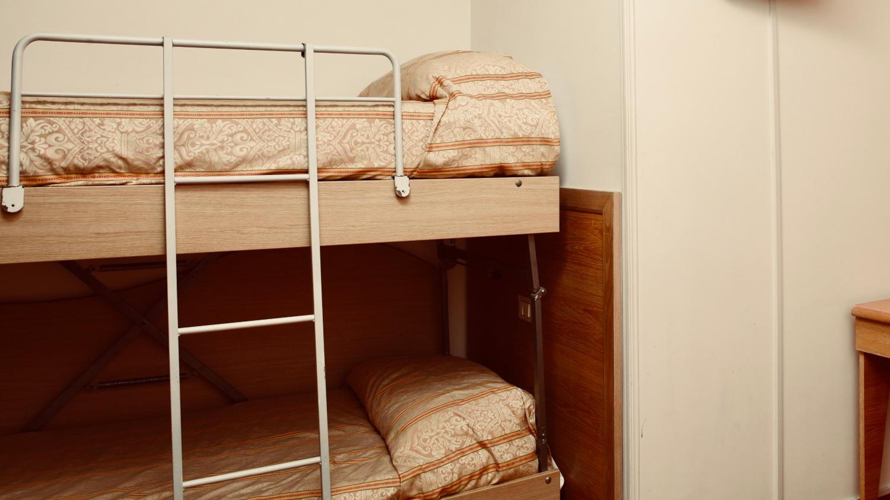 Quadruple Room - Photo 1
