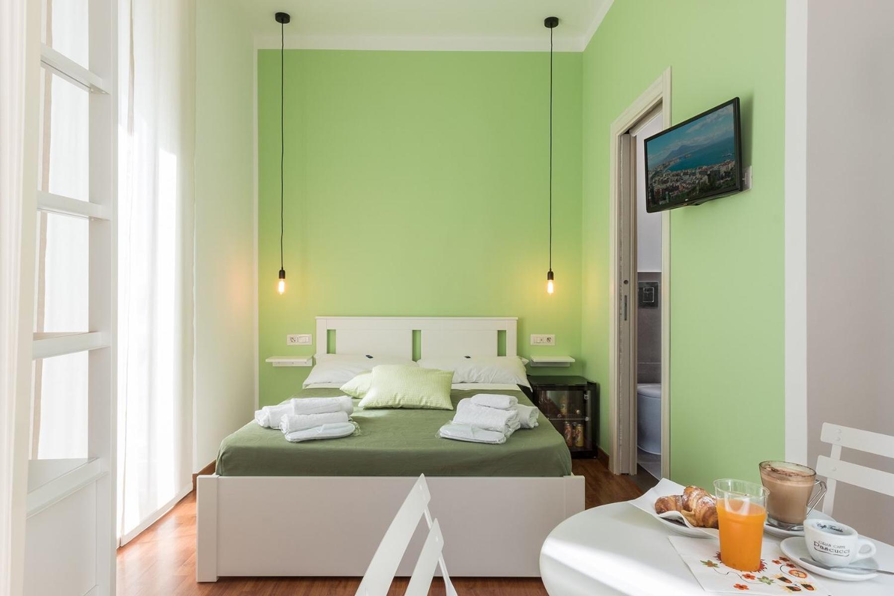 Deluxe Double Room with Balcony and Sea View