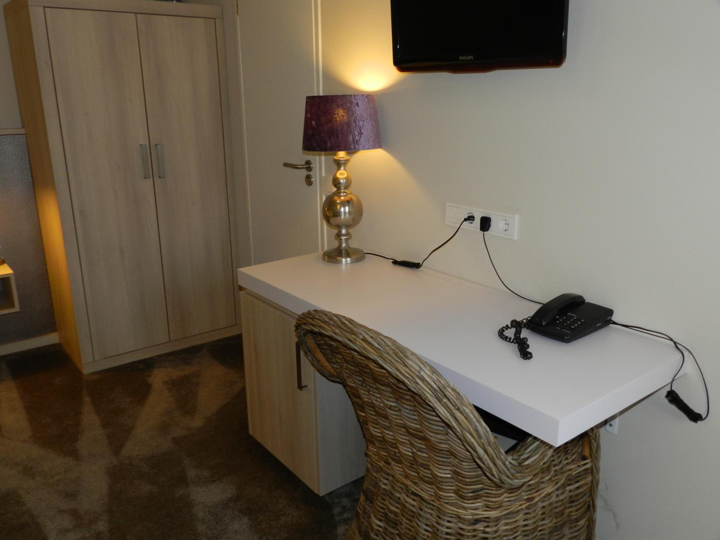 Single Room photo 2