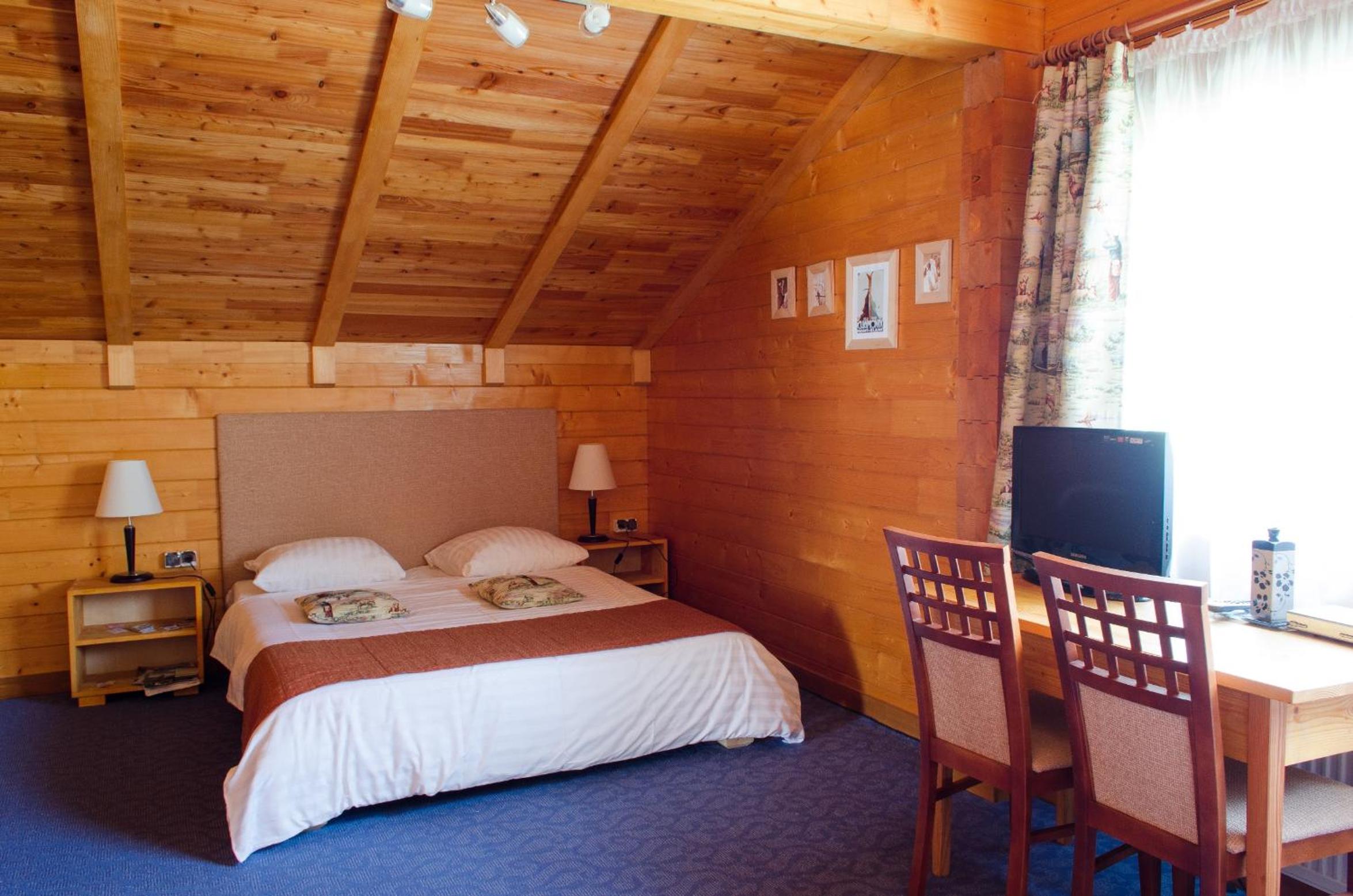 Comfort Triple Room with Shower photo 1