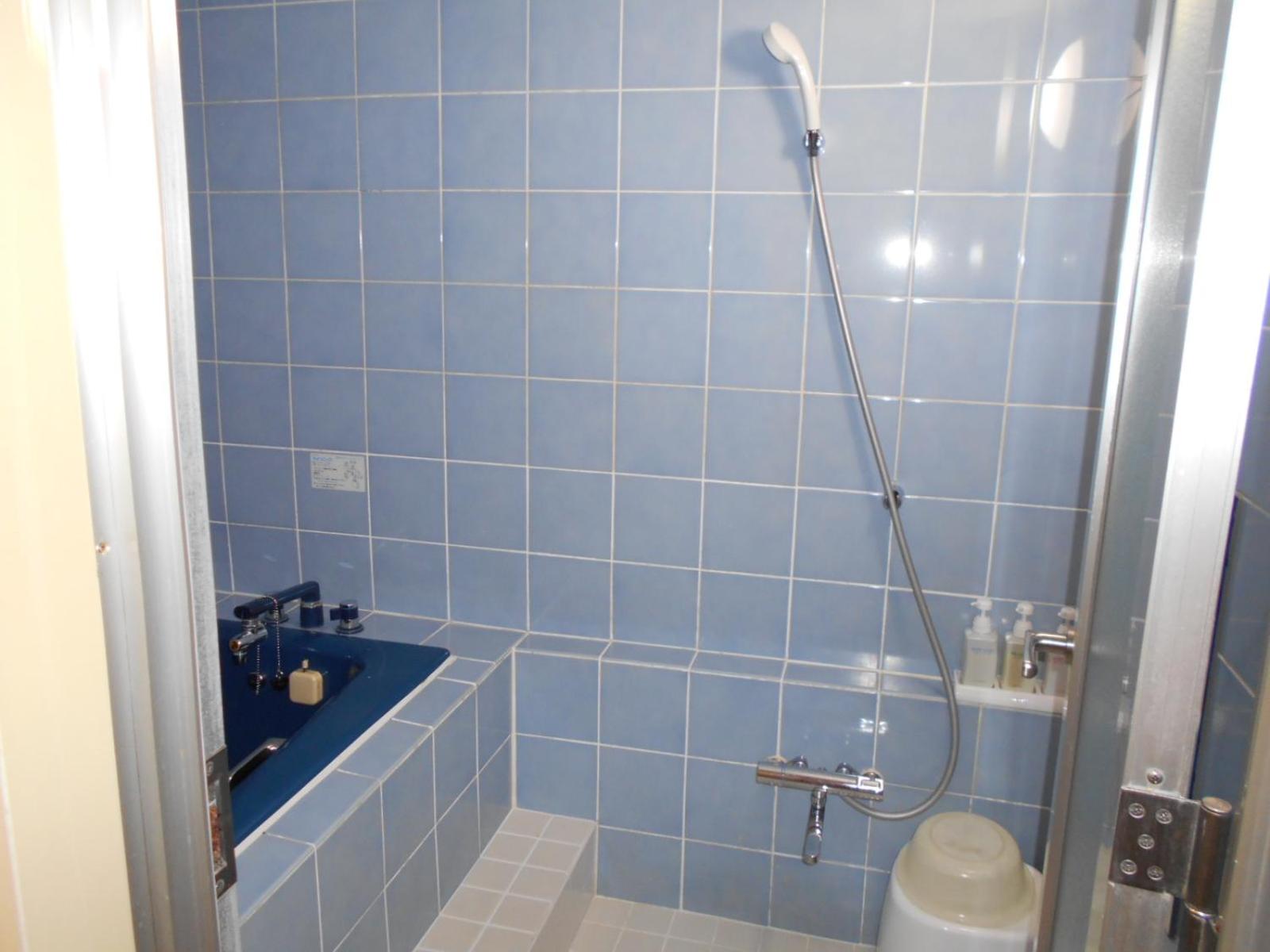 Standard Double Room - Smoking - Photo 4