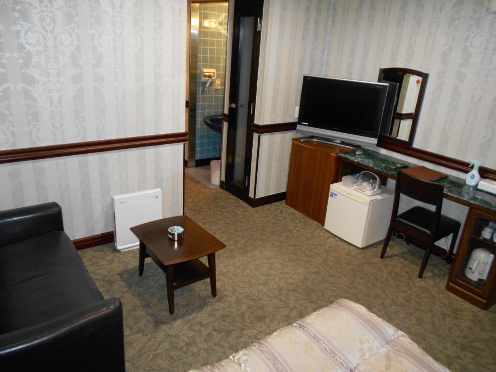 Deluxe Double Room - Smoking - Photo 6
