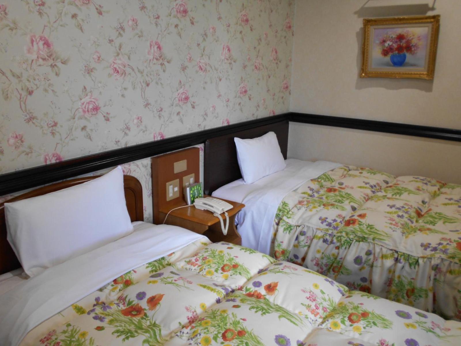 Deluxe Twin Room - Smoking - Photo 1