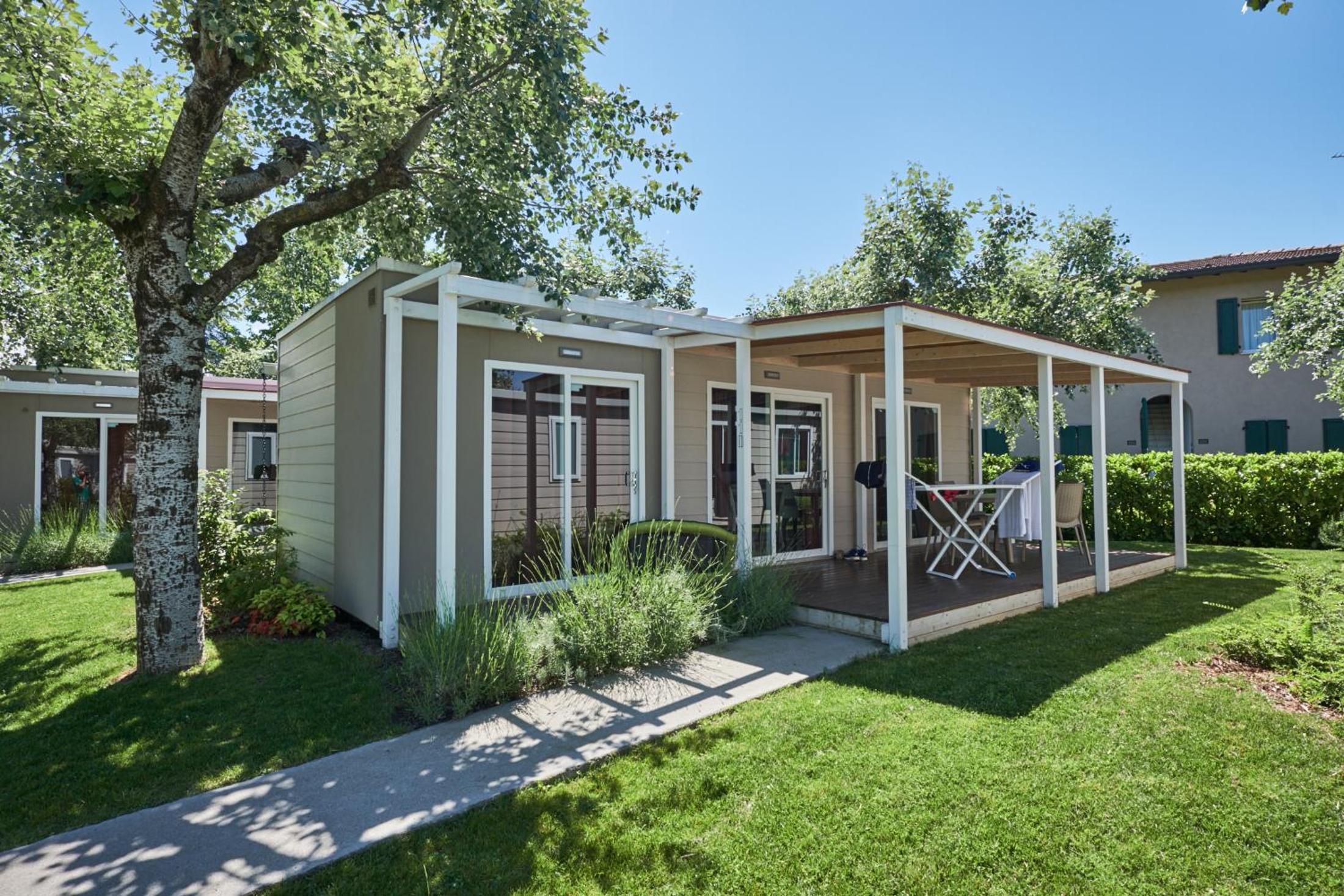 Two-Bedroom Mobile Home - Photo 22