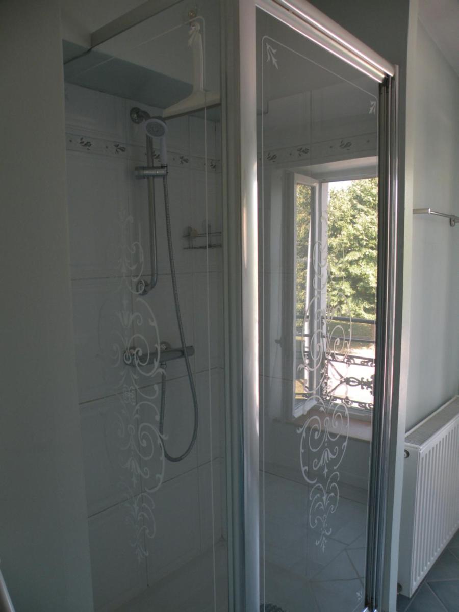 Double Room with Private External Bathroom photo 2