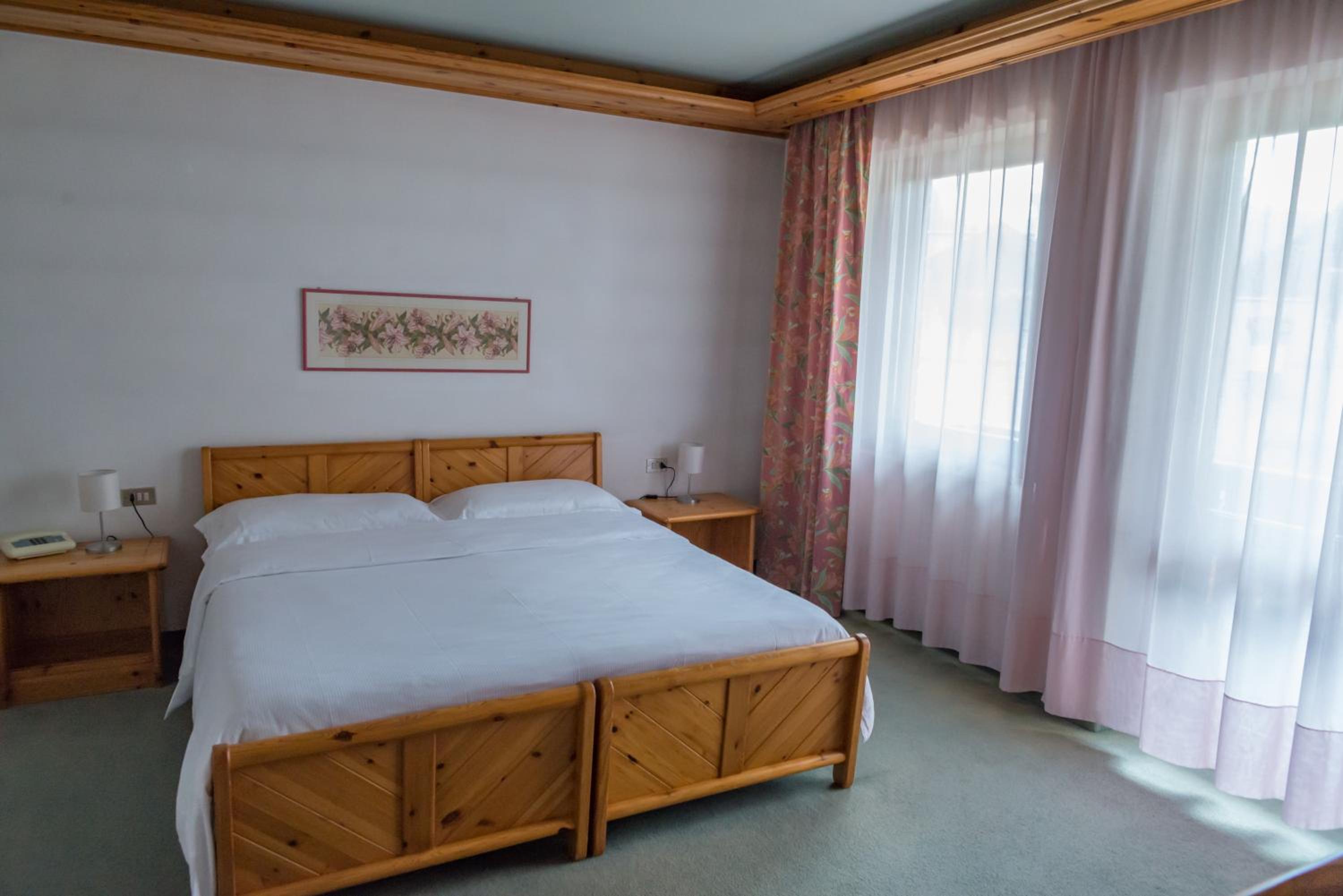 Standard Double or Twin Room - Photo 1