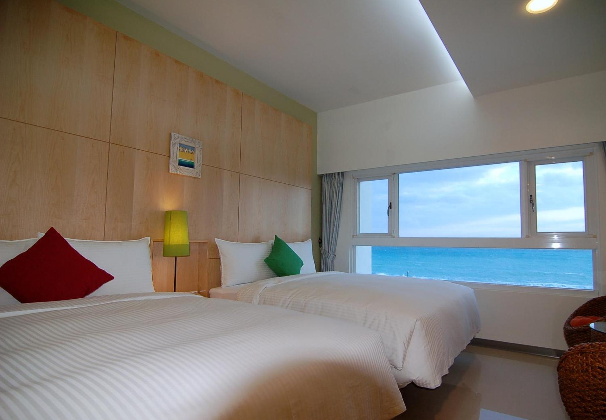 Quadruple Room with Sea View