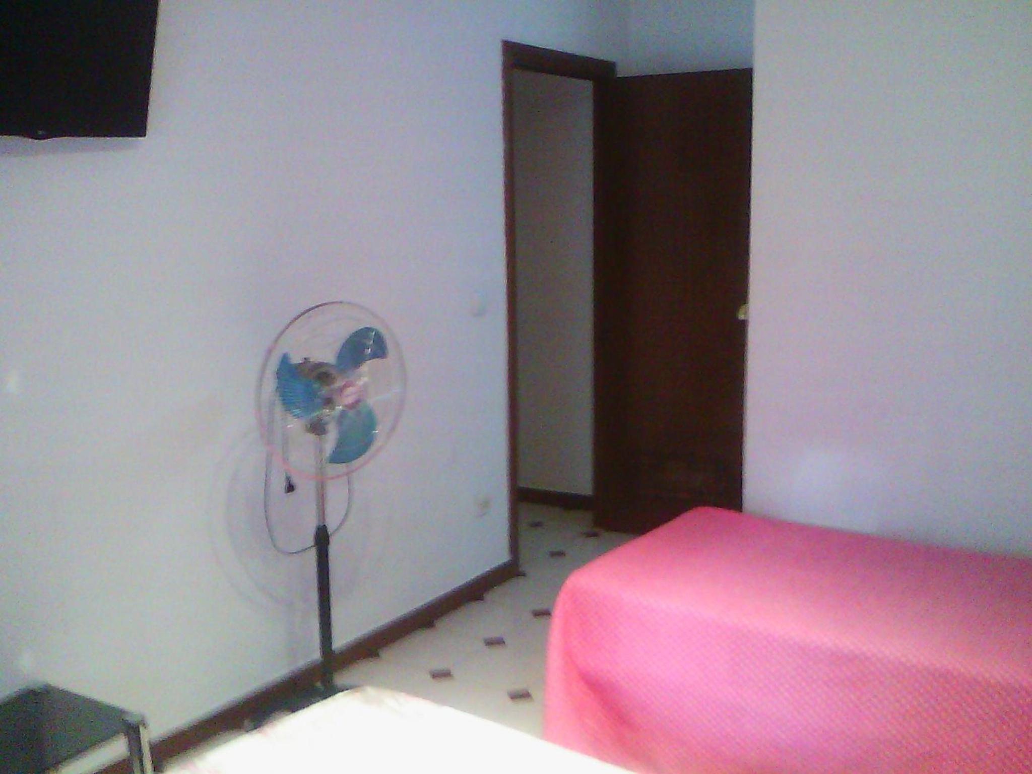 Habitación triple con ducha
