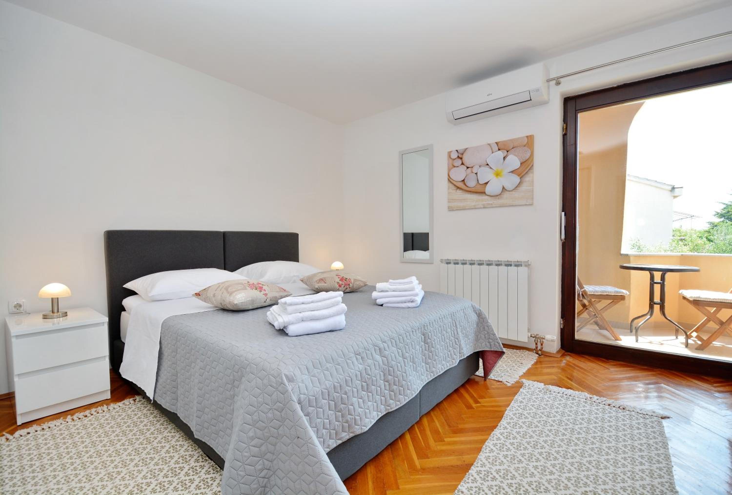 Villa com Piscina Privada