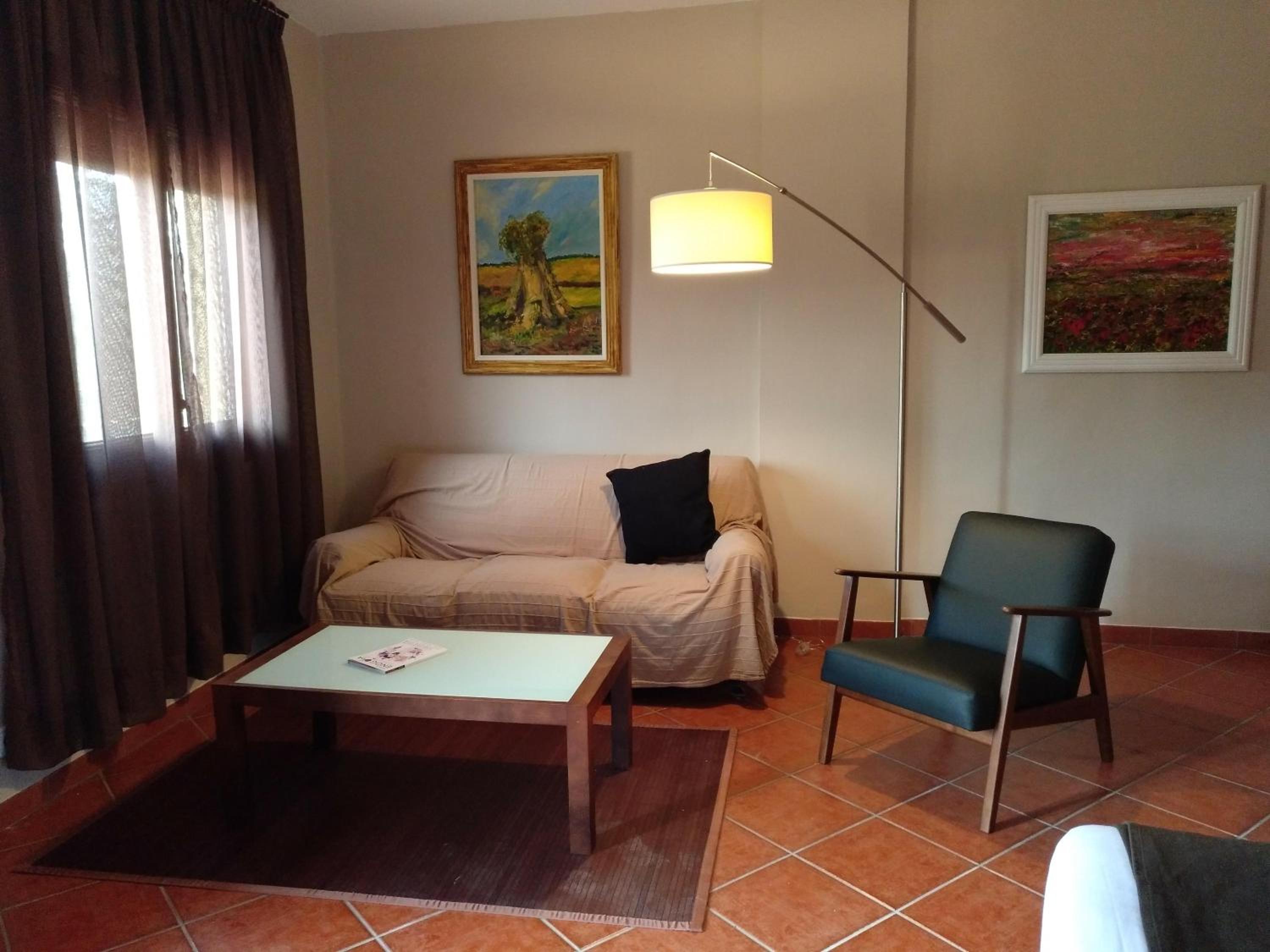 Superior King Room - Photo 7