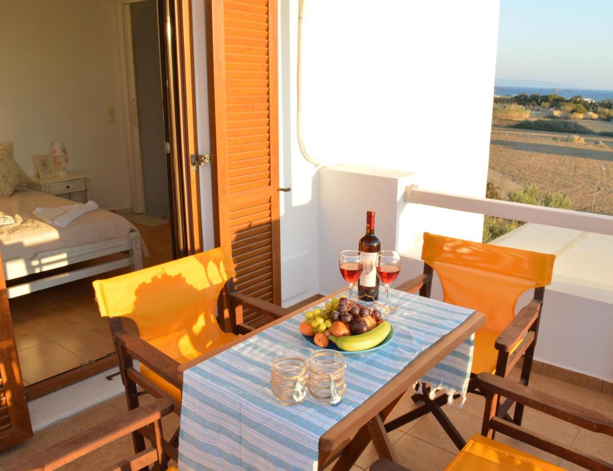 Villa photo 2